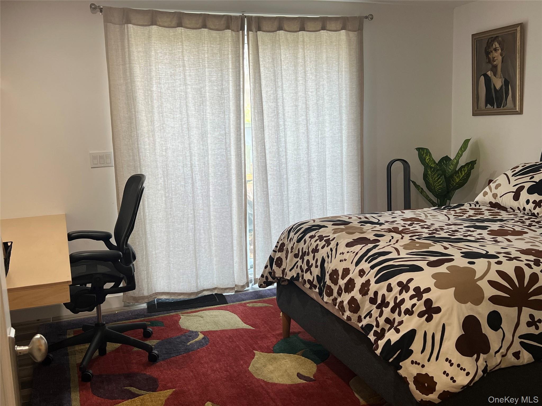 #20 photo, 42 N Menantic Road, सफ़ोक काउंटी Shelter Island , NY 11964