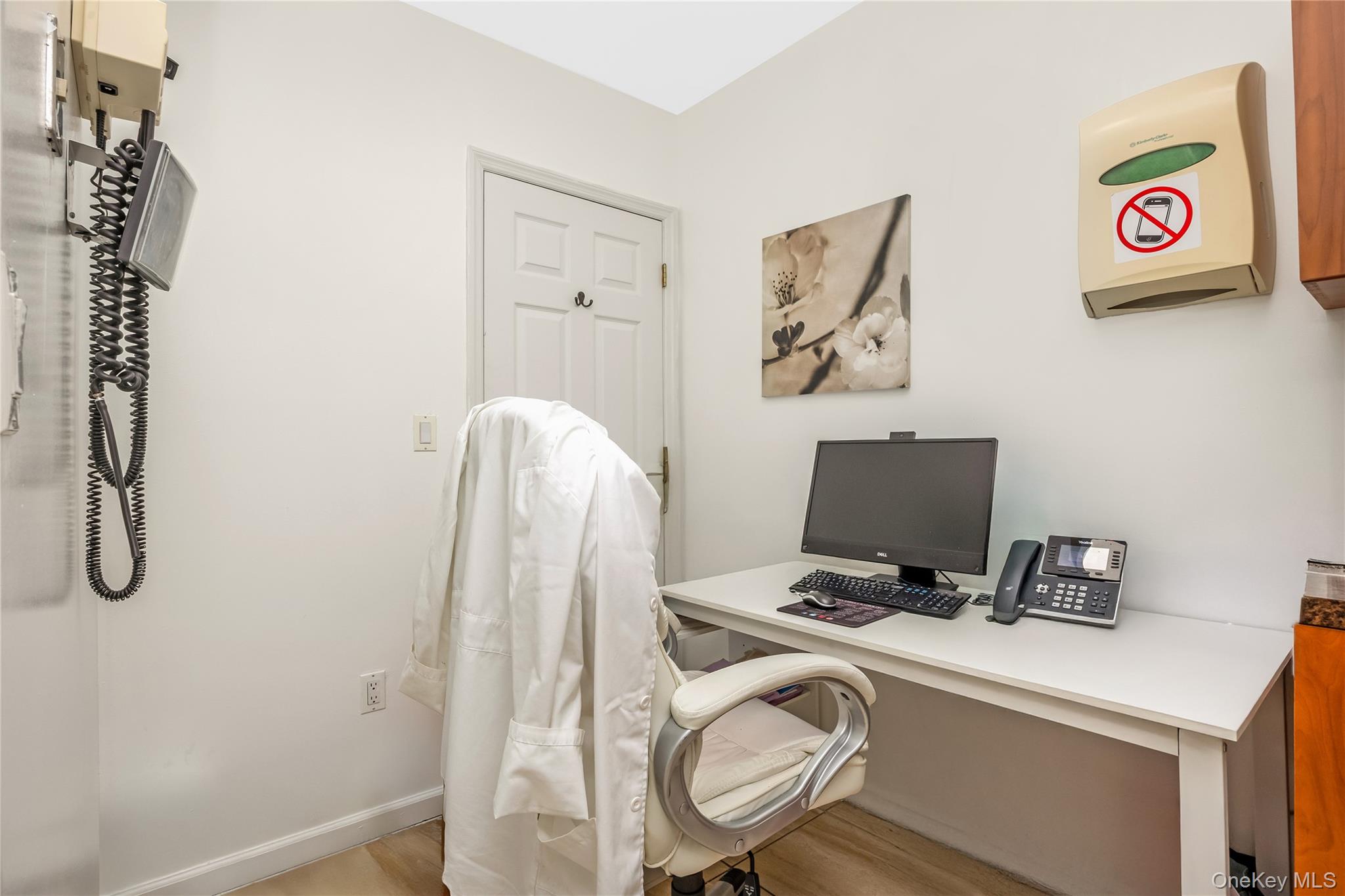 #16 photo, 40-10 Forley Street, קווינס Elmhurst , NY 11373