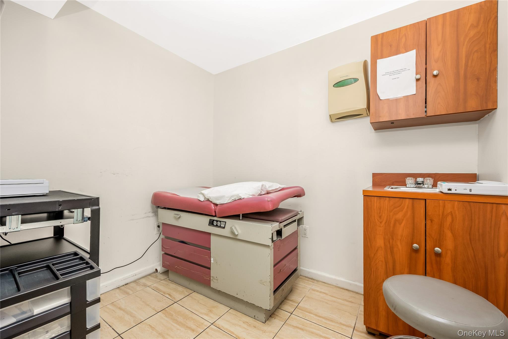 #9 photo, 40-10 Forley Street, קווינס Elmhurst , NY 11373