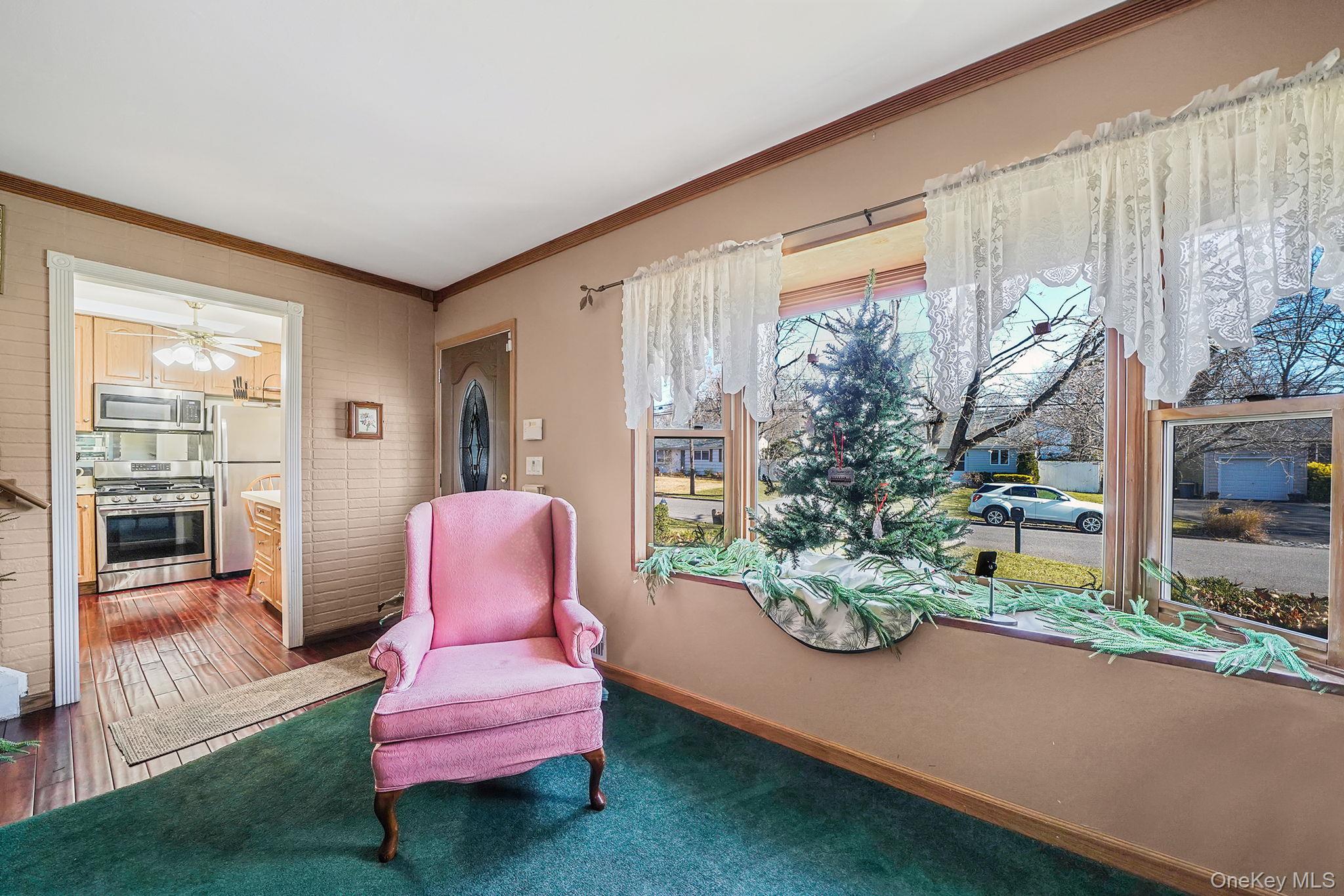 #4 photo, 45 Huron Street, सफ़ोक काउंटी Port Jefferson Station , NY 11776