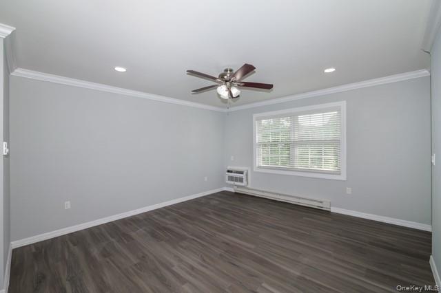 #3 photo, 241 W Main Street, מחוז סאפוק Bay Shore , NY 11706