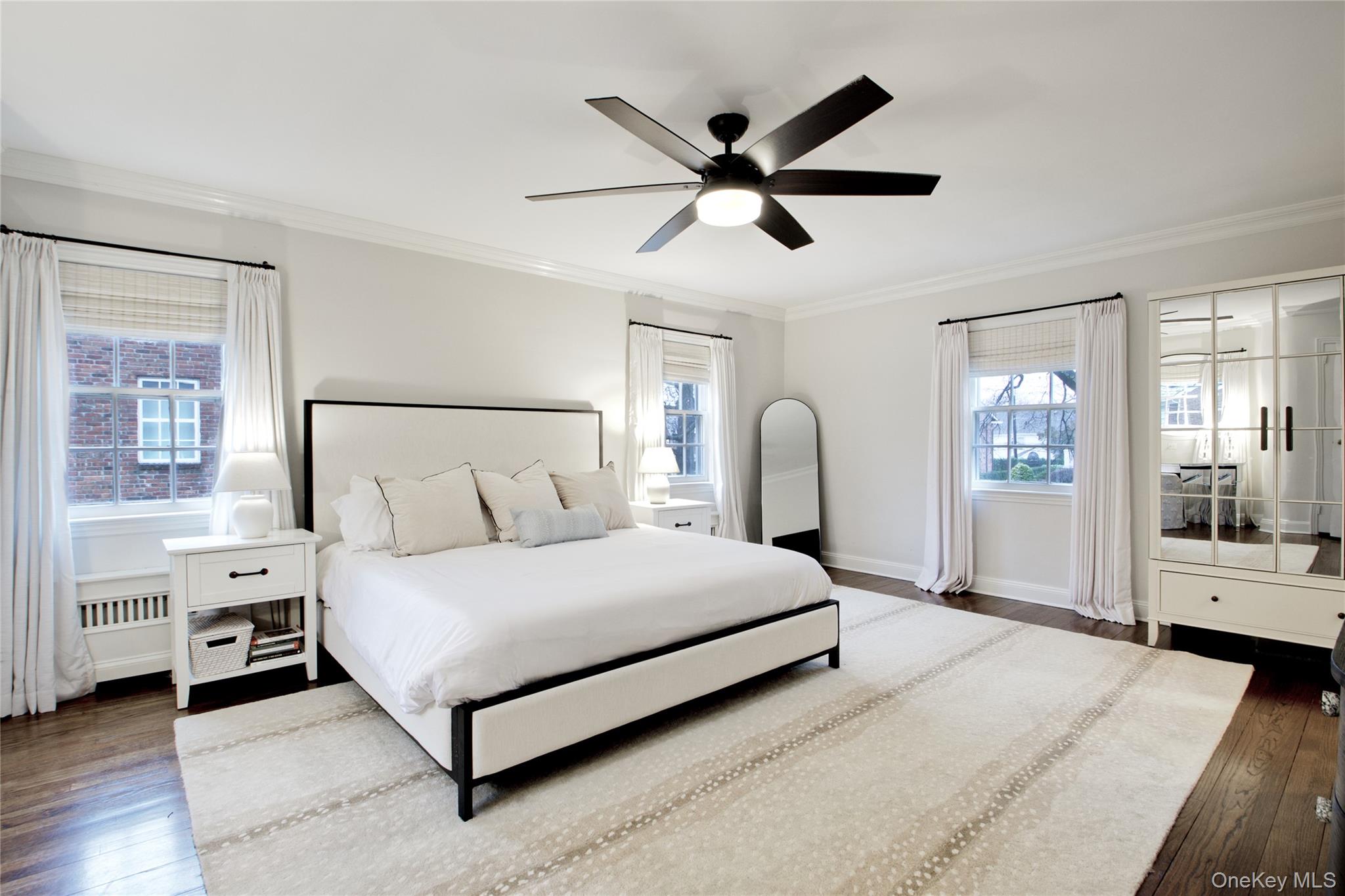 #14 photo, 173 Brixton Road, गार्डन सिटी Garden City , NY 11530