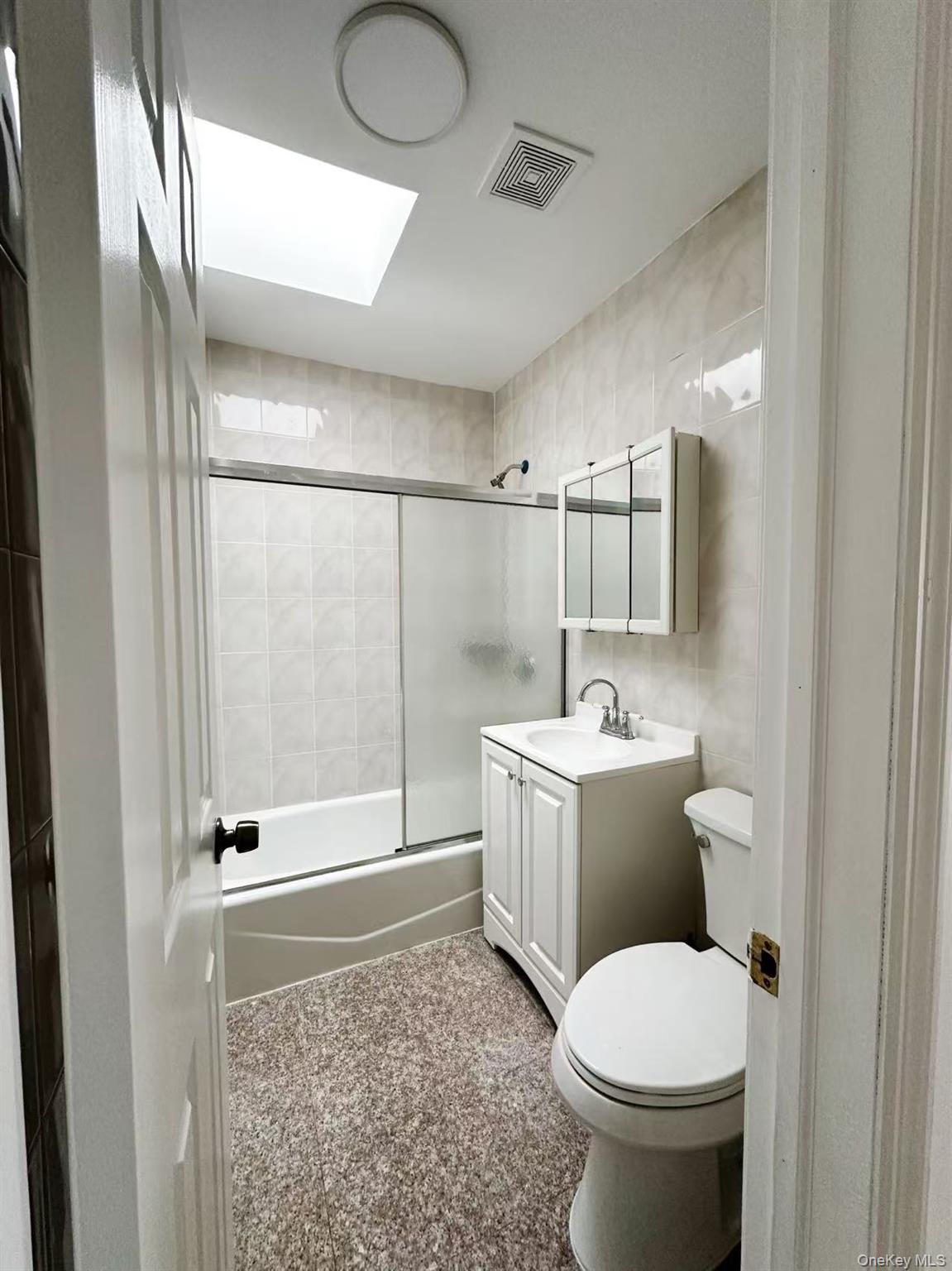 #2 photo, 14206 Horace Harding Expressway, फ्लशिंग Flushing , NY 11367