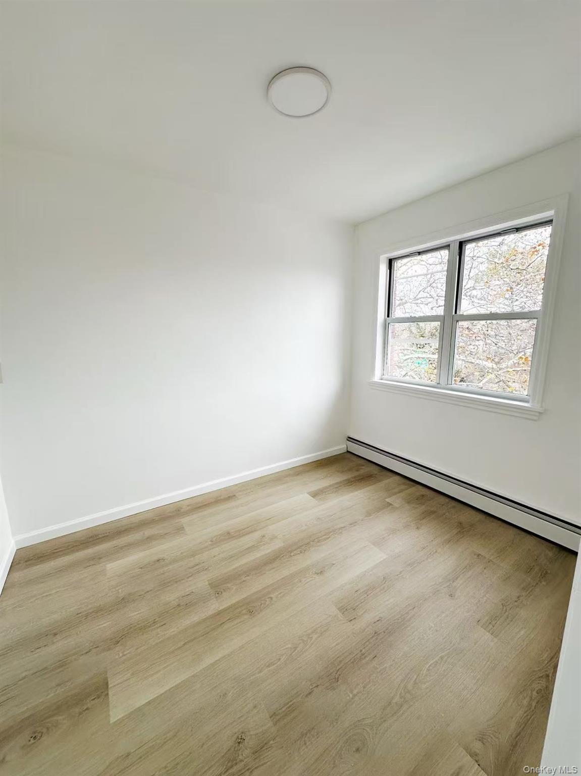 #5 photo, 14206 Horace Harding Expressway, फ्लशिंग Flushing , NY 11367