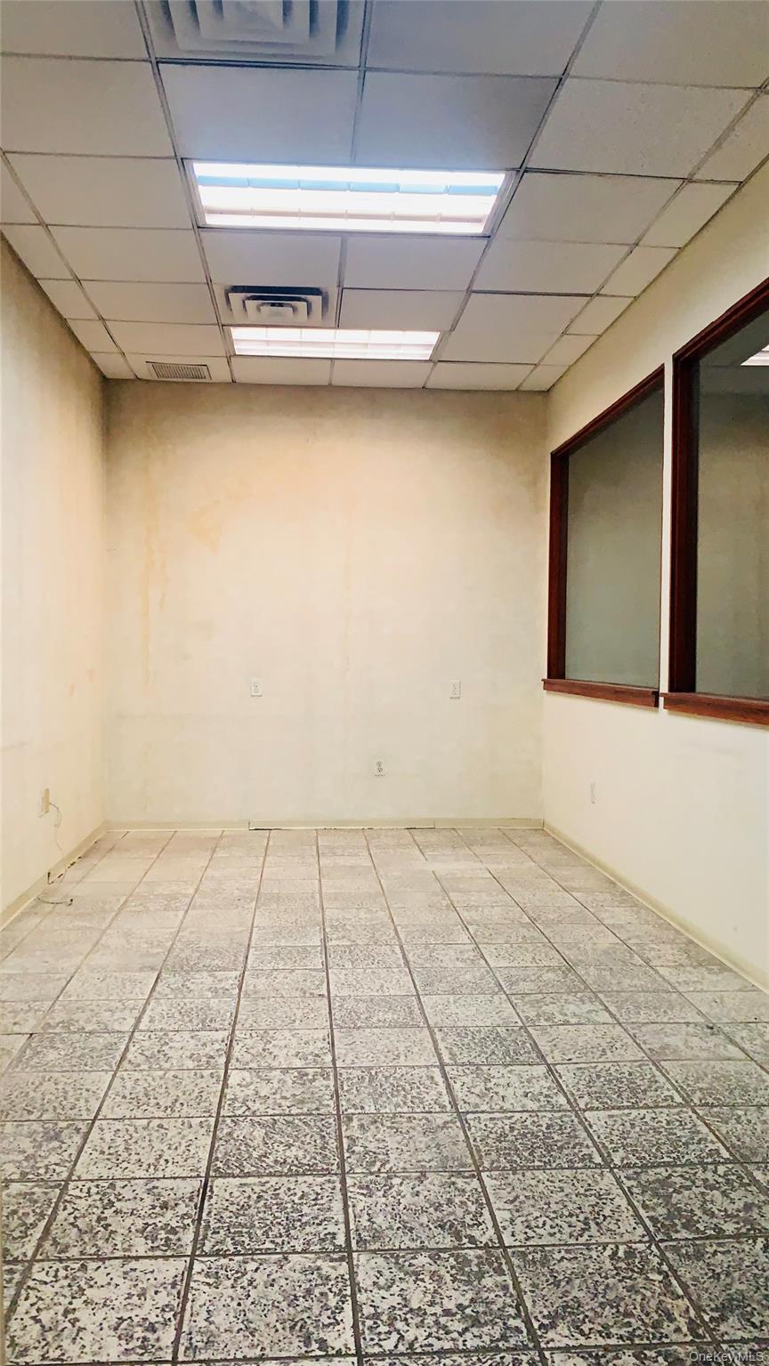 #5 photo, 13681 Roosevelt Avenue, 法拉盛 Flushing , NY 11354