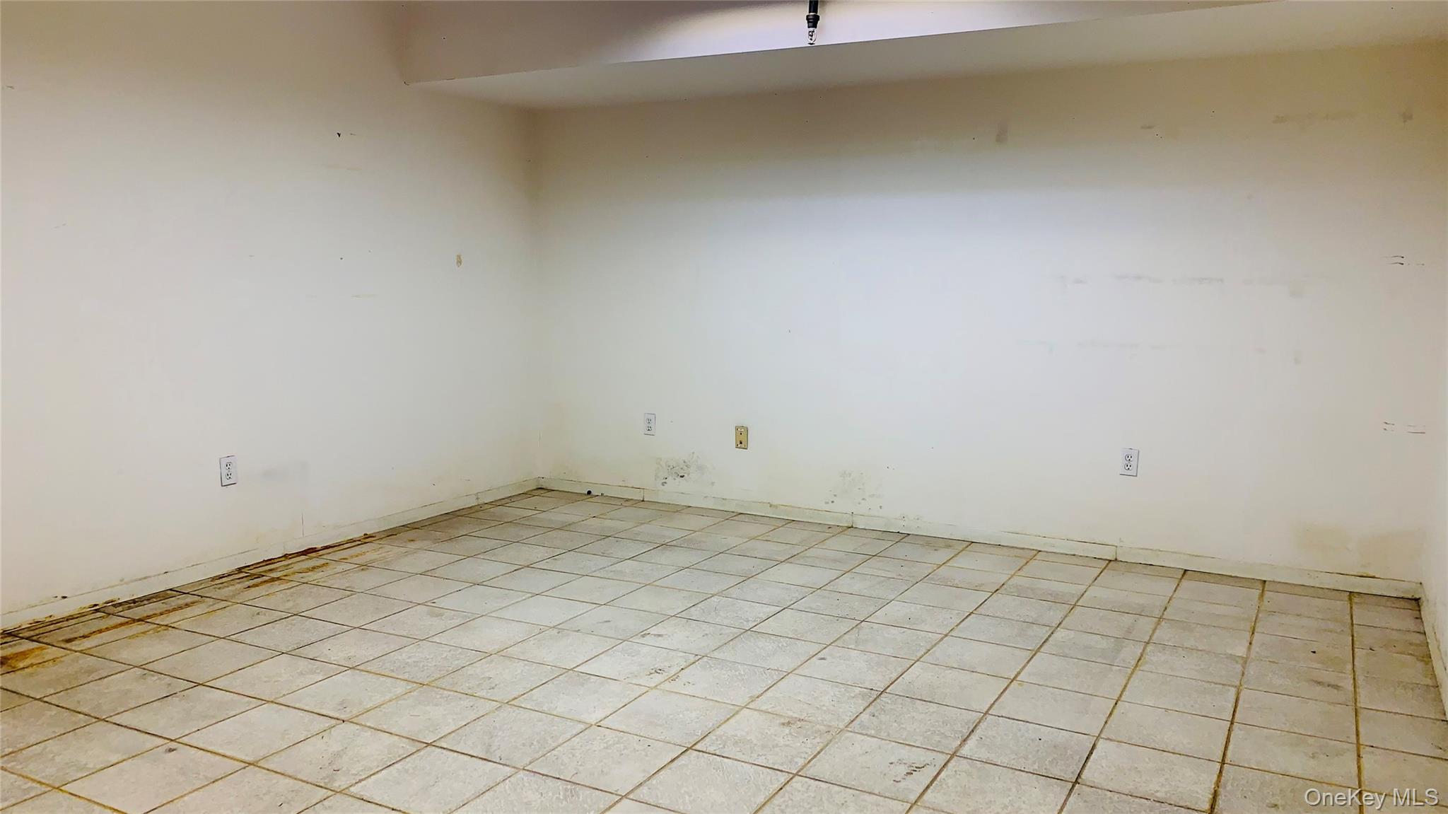 #9 photo, 13681 Roosevelt Avenue, 法拉盛 Flushing , NY 11354