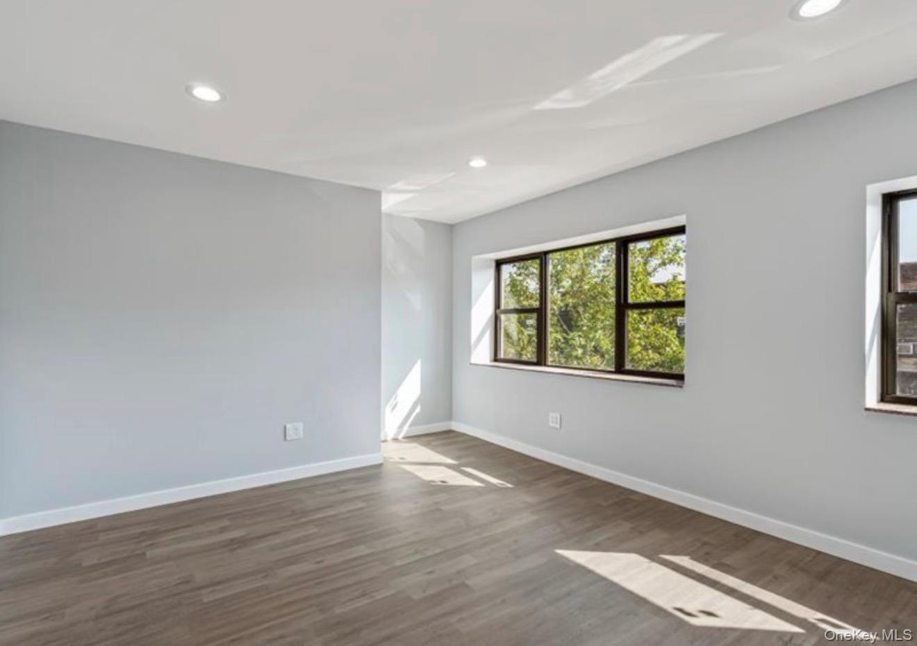 #11 photo, 58-34 59 St, Maspeth , NY 11378