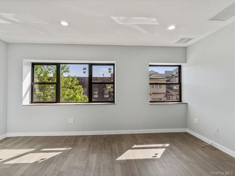 #3 photo, 58-34 59 St, Maspeth , NY 11378