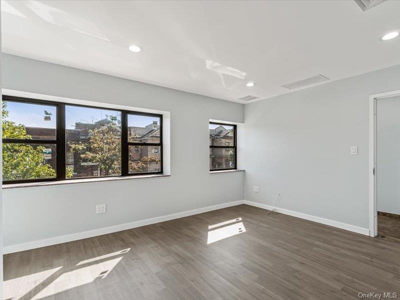 #4 photo, 58-34 59 St, Maspeth , NY 11378