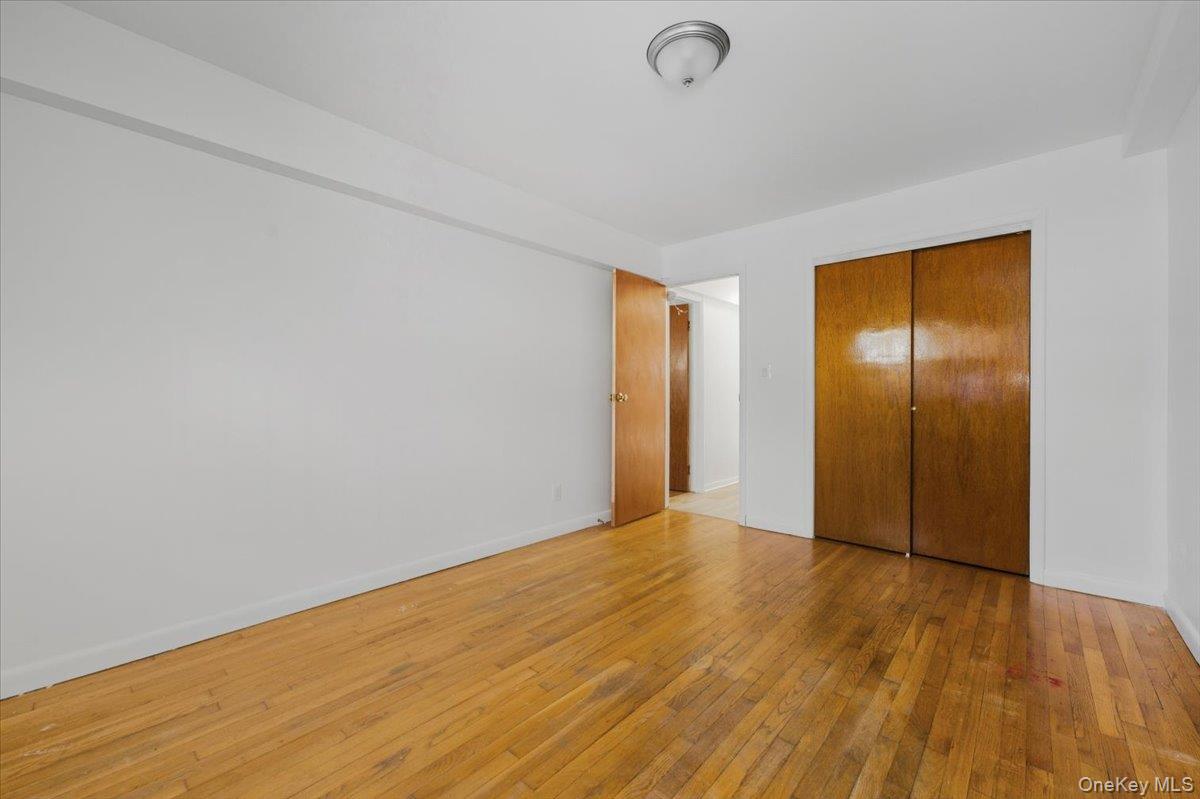 #11 photo, 24-60 81st Street, 뉴욕퀸즈 East Elmhurst , NY 11370