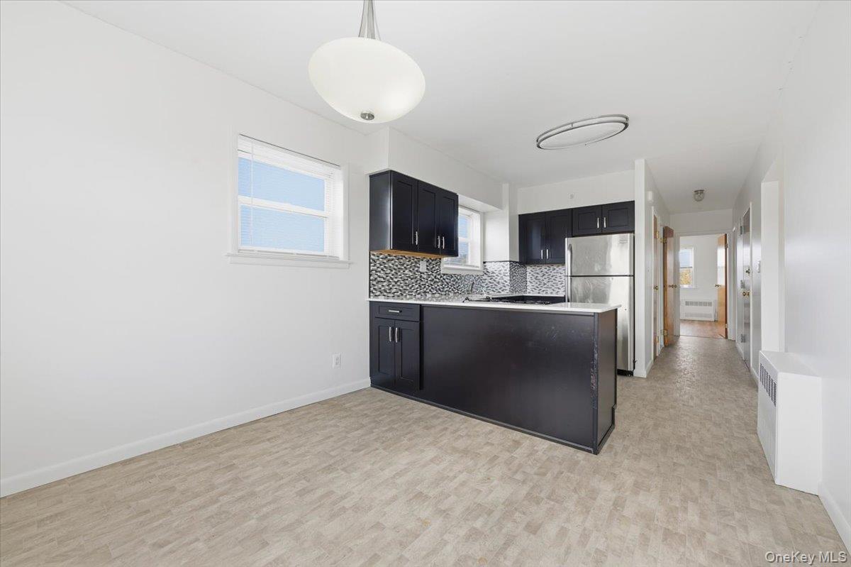 #19 photo, 24-60 81st Street, 뉴욕퀸즈 East Elmhurst , NY 11370