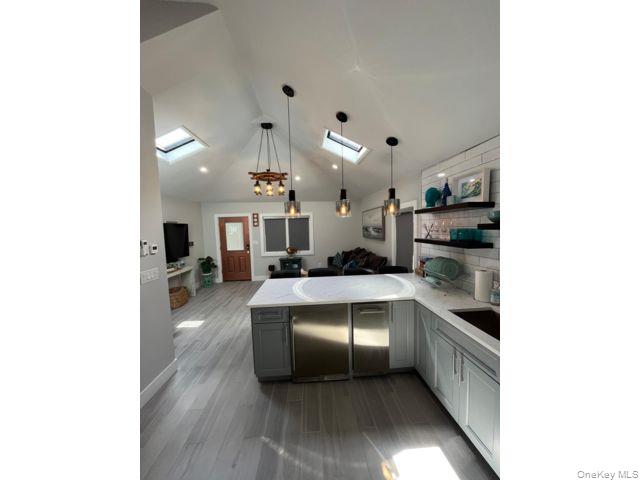 #13 photo, 190 Beach 109th Street, Rockaway Park , NY 11694