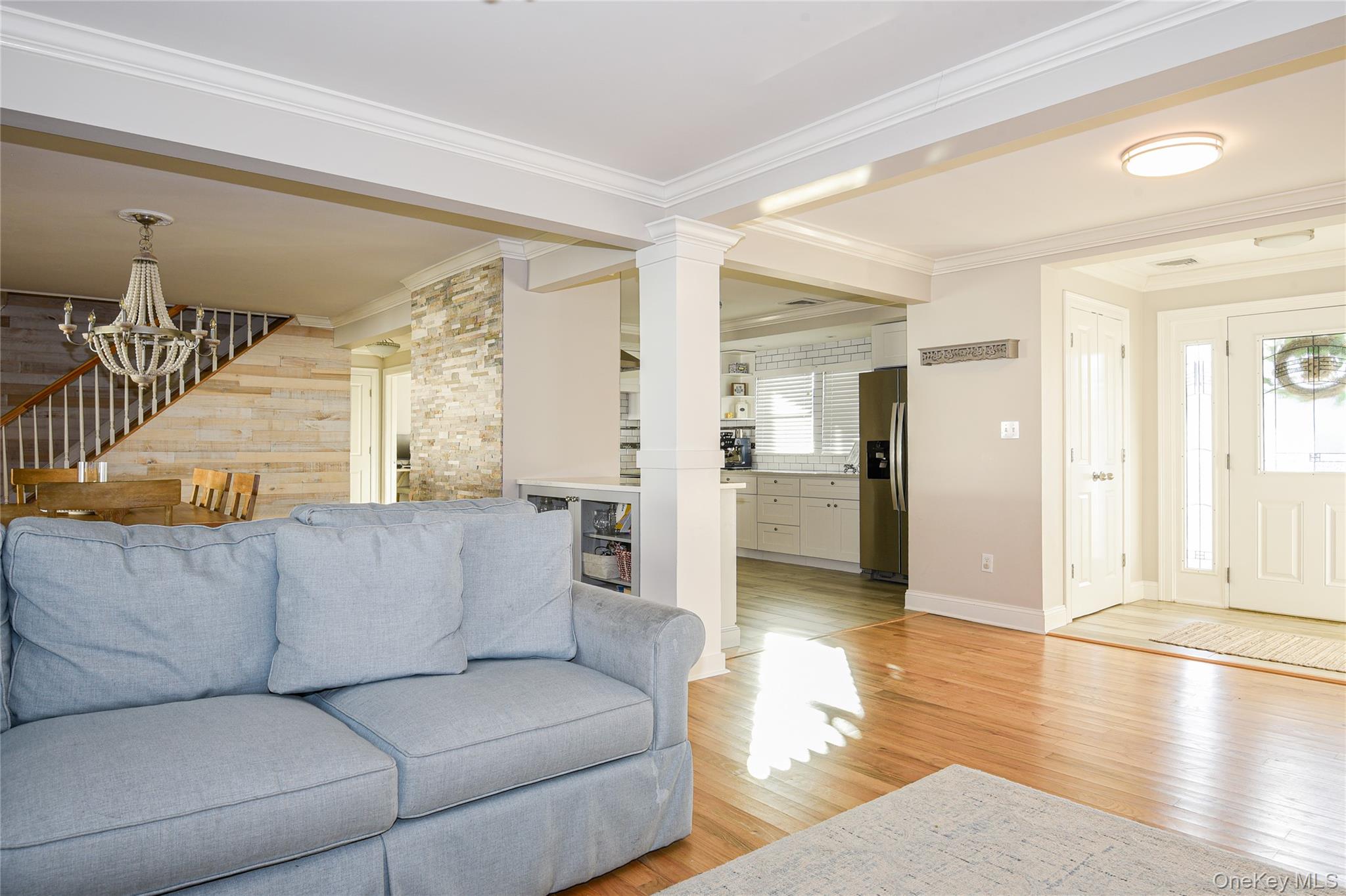 #8 photo, 181 Friends Lane, Westbury , NY 11590