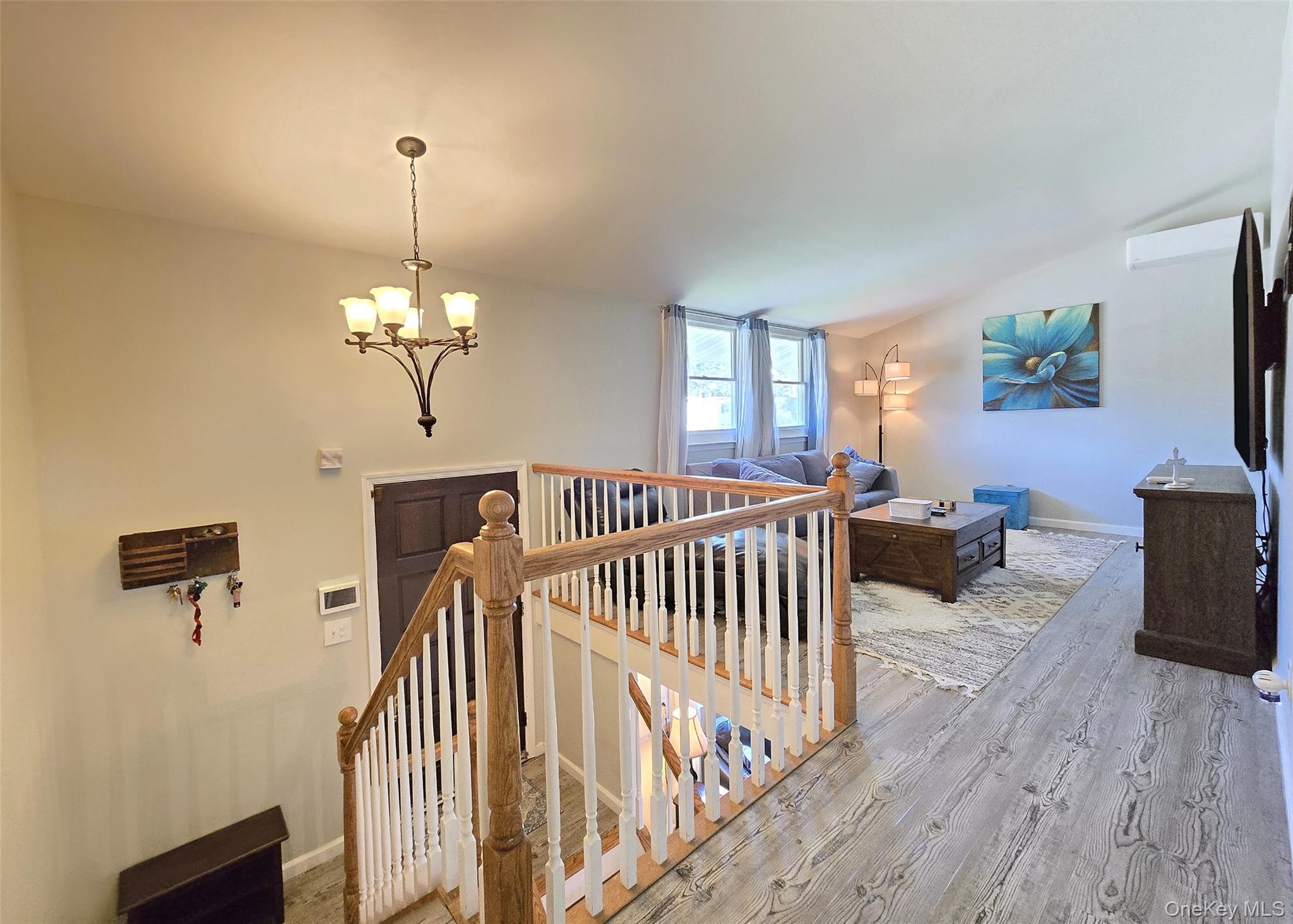 #13 photo, 373 Magnolia Drive, 东长岛 Selden , NY 11784