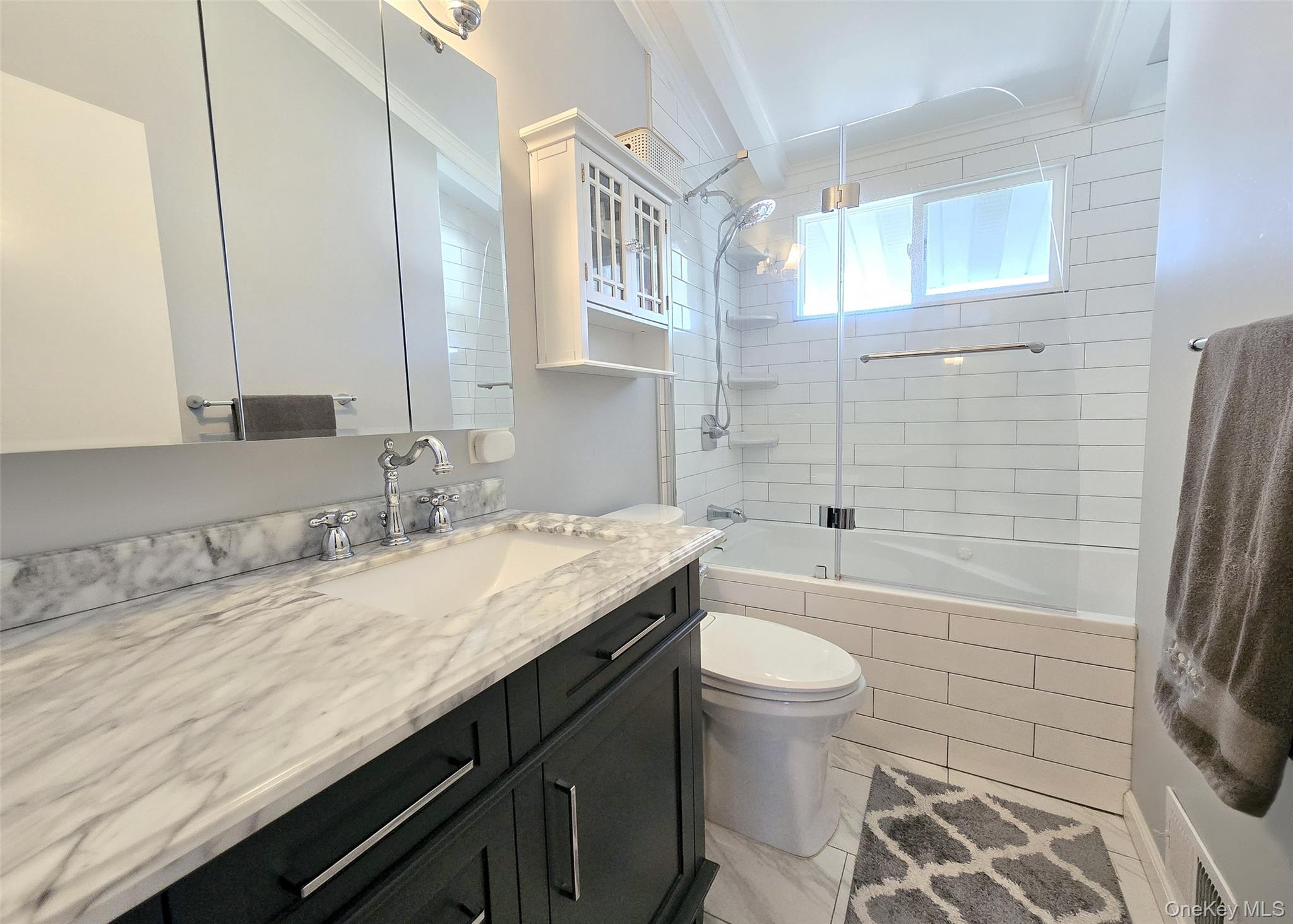 #17 photo, 373 Magnolia Drive, 东长岛 Selden , NY 11784