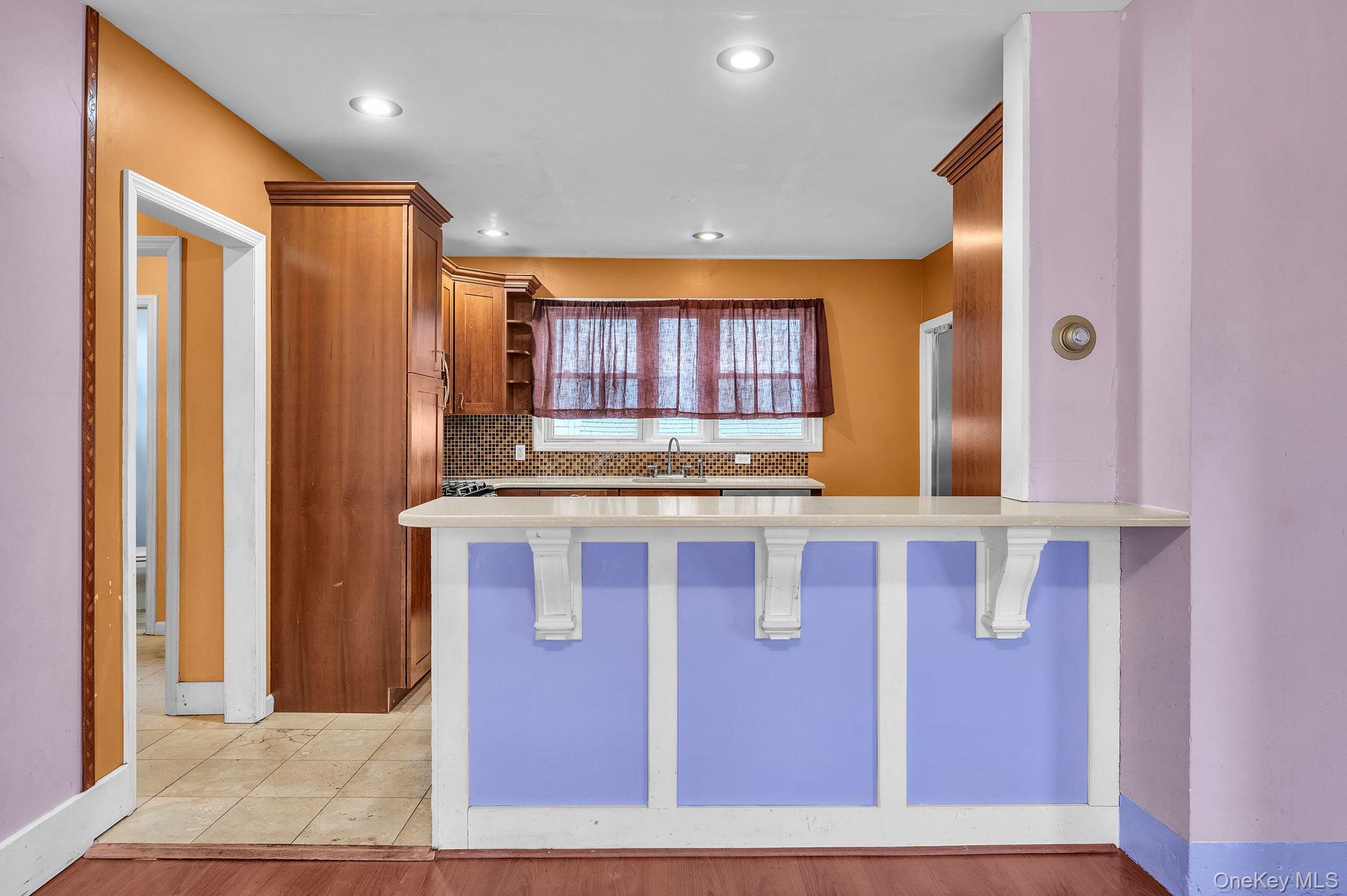 #13 photo, 4 3rd Avenue, מחוז סאפוק East Islip , NY 11730