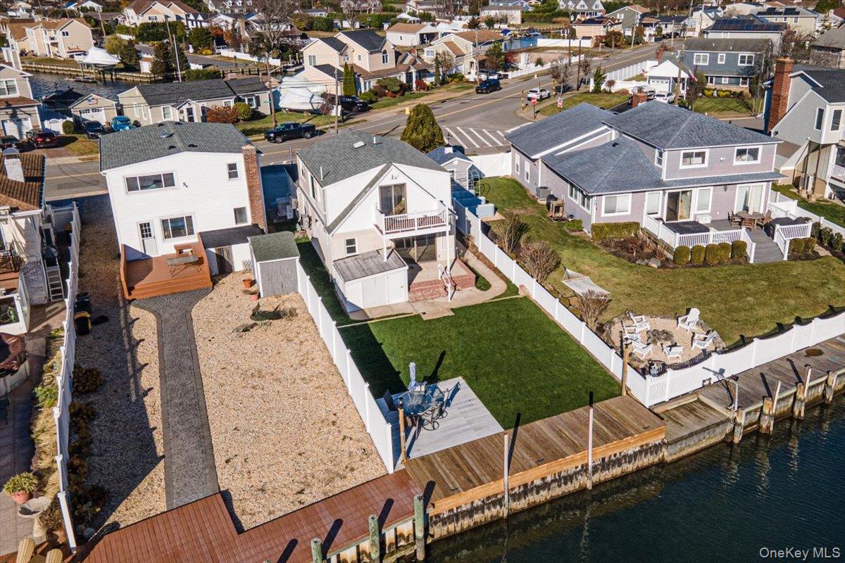 #5 photo, 55 Alhambra Road, नासाउ काउंटी Massapequa , NY 11758