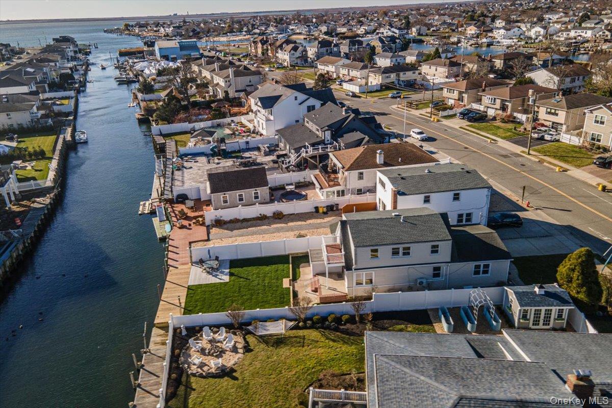 #6 photo, 55 Alhambra Road, नासाउ काउंटी Massapequa , NY 11758