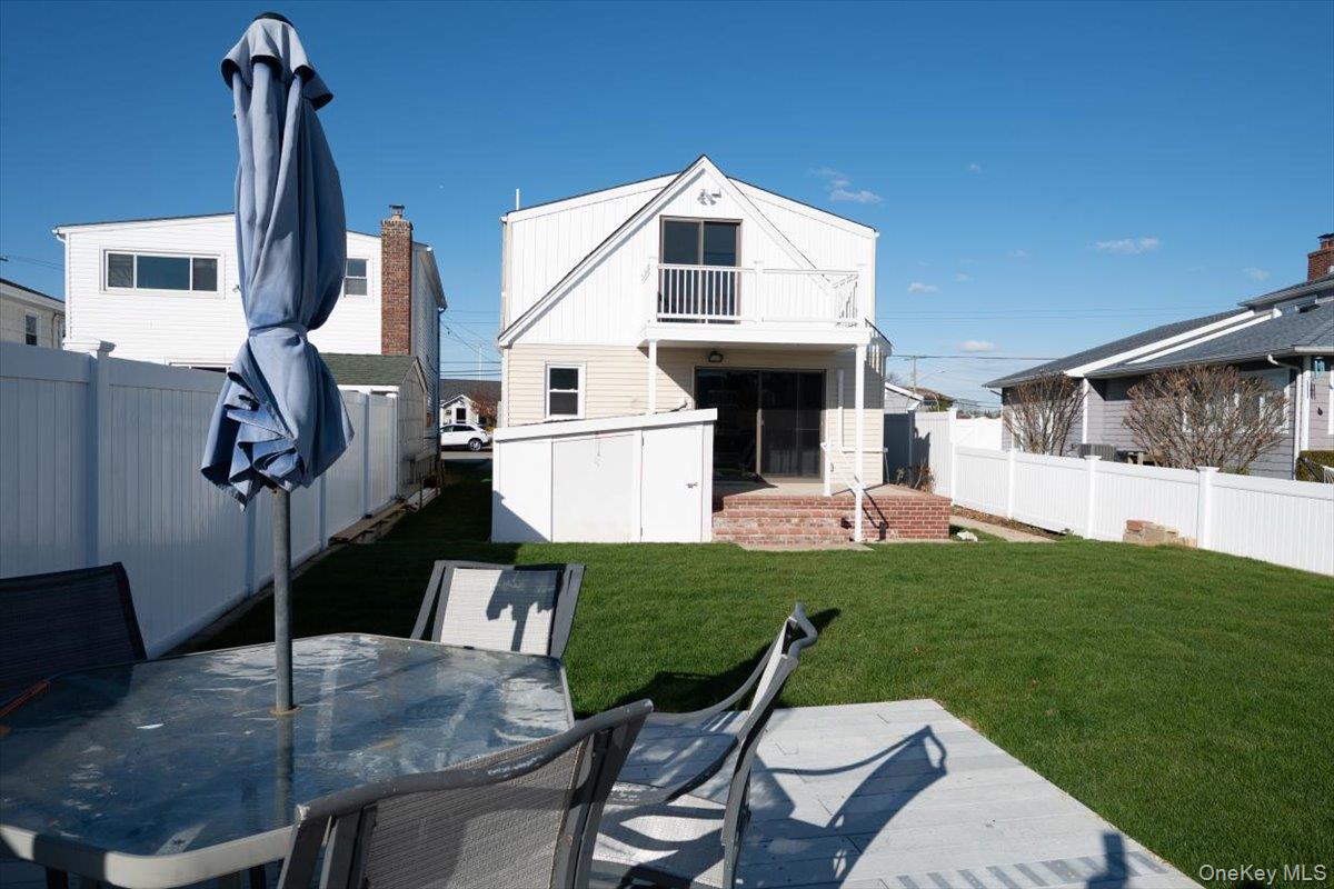 #7 photo, 55 Alhambra Road, नासाउ काउंटी Massapequa , NY 11758