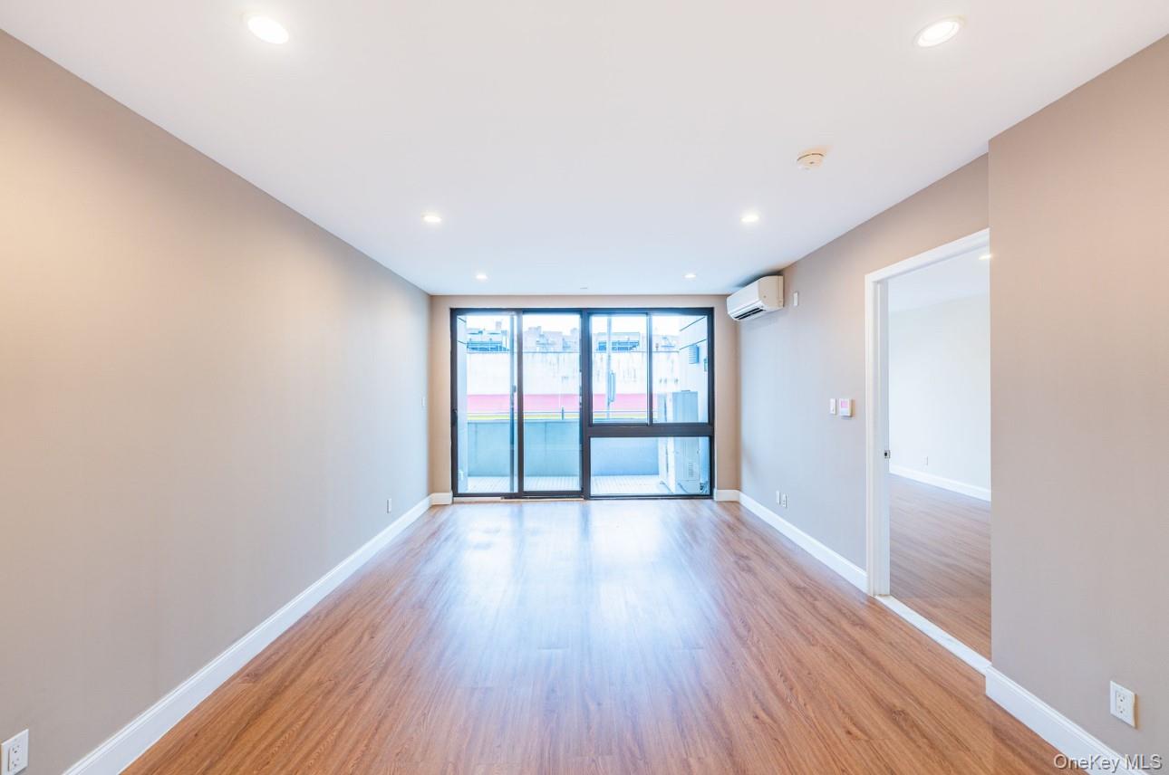 #10 photo, 45-16 NE 83rd street Street, 뉴욕퀸즈 Elmhurst , NY 11373