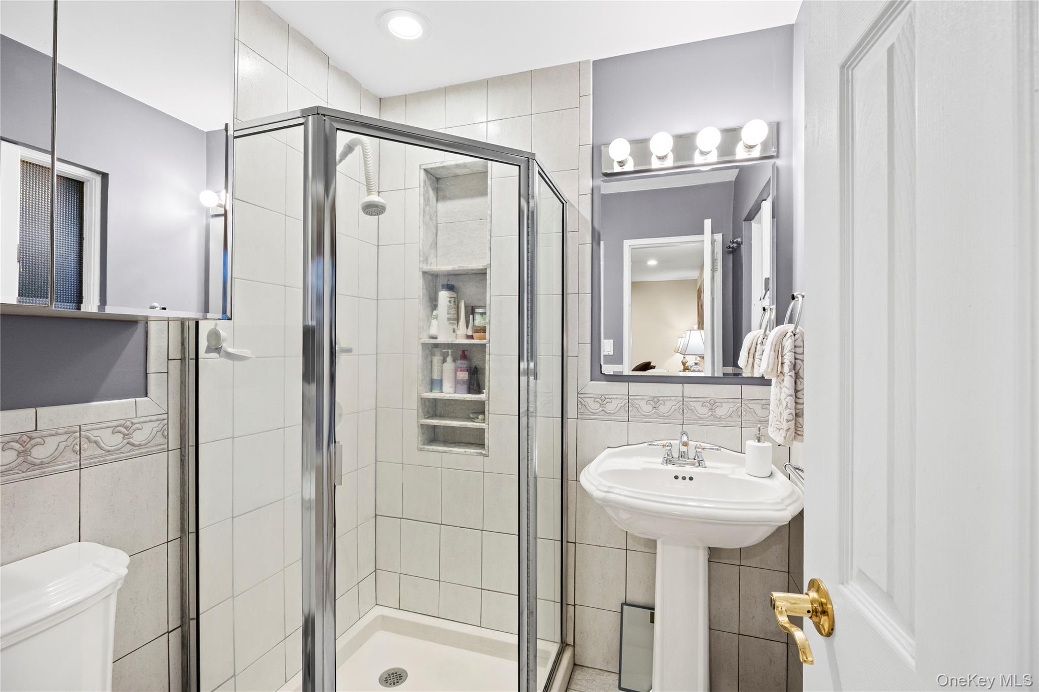 #16 photo, 1829 Bradley Court, North Bellmore , NY 11710