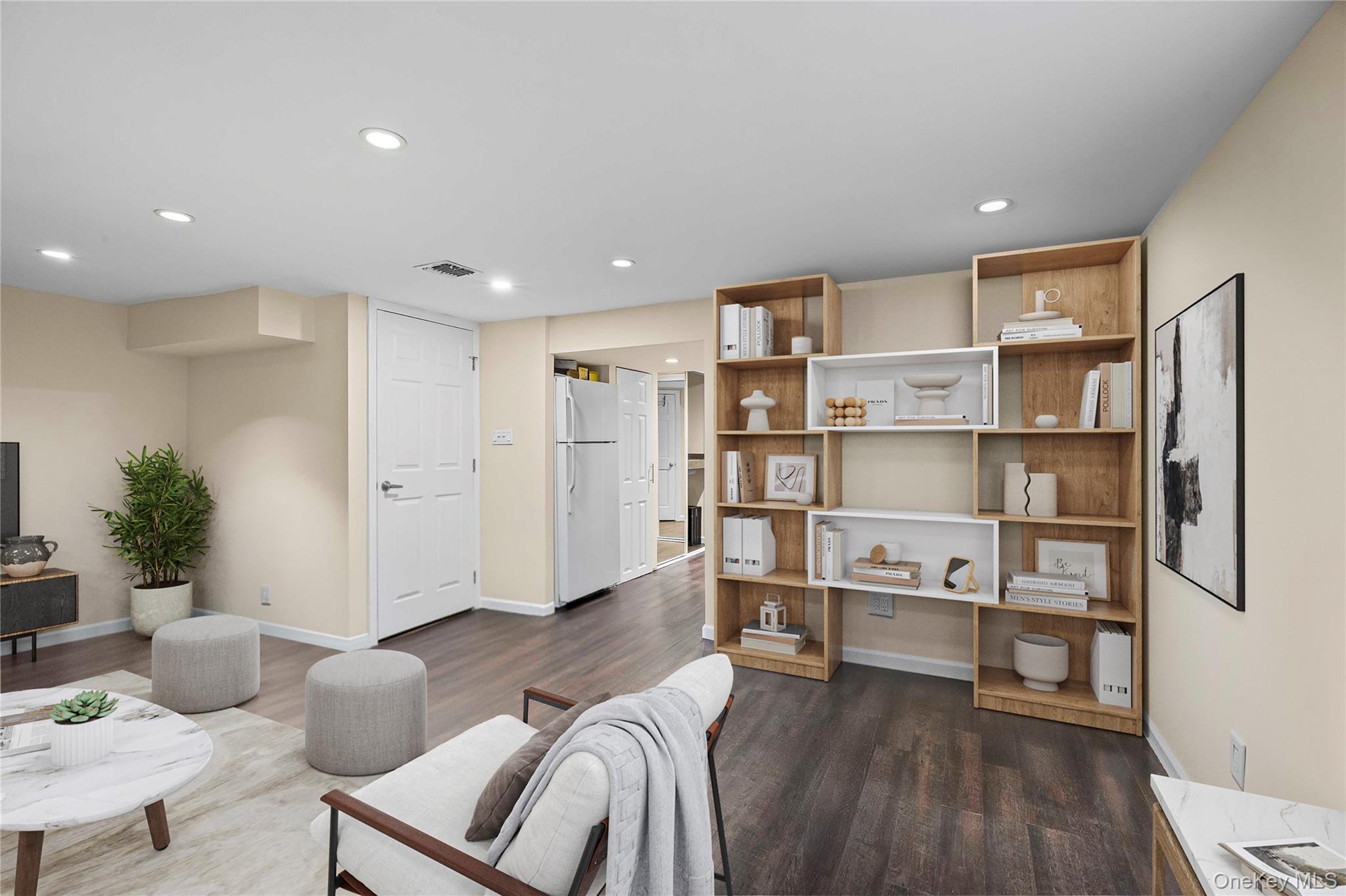 #19 photo, 1829 Bradley Court, North Bellmore , NY 11710