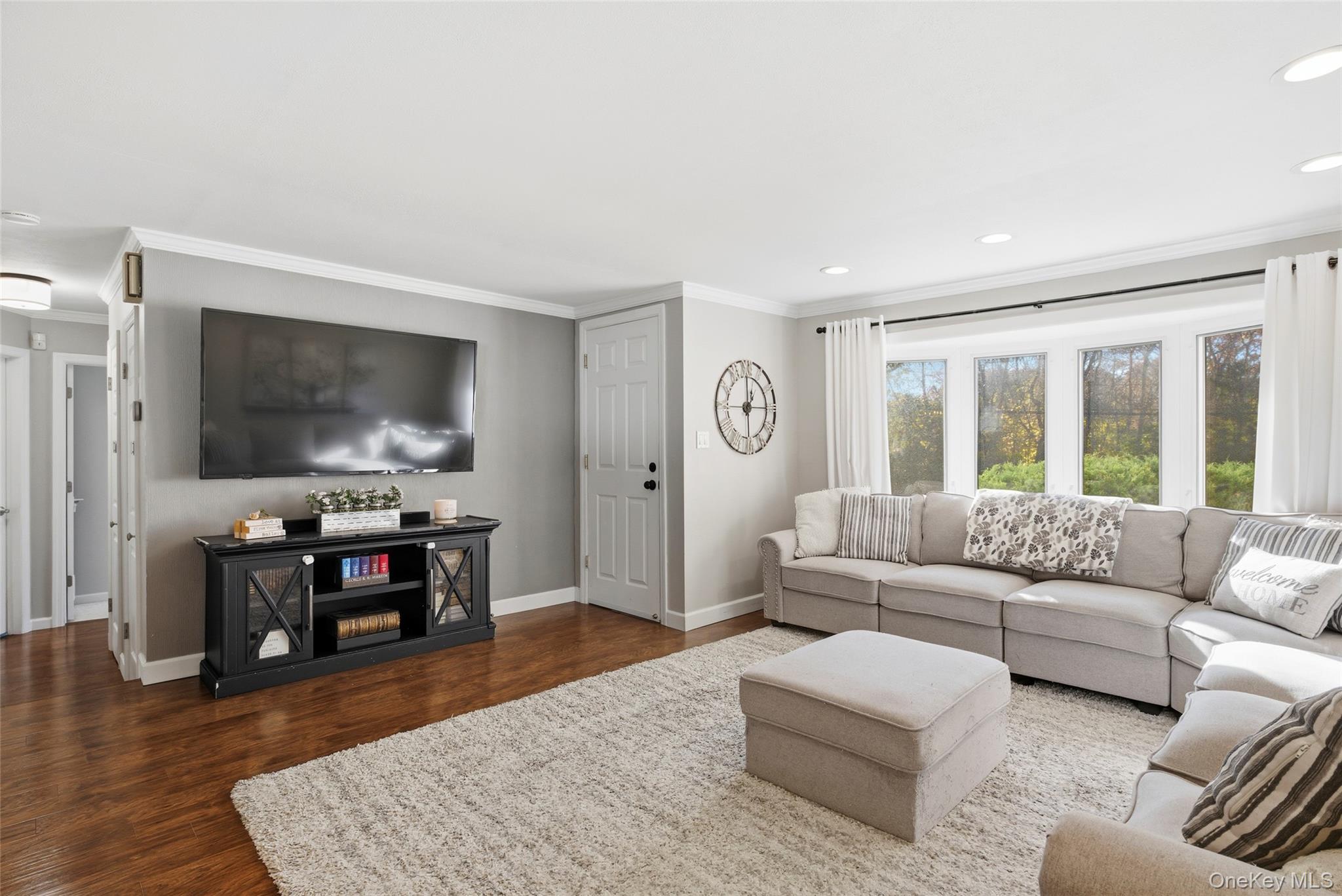 #3 photo, 33 Urban Drive, Selden , NY 11784