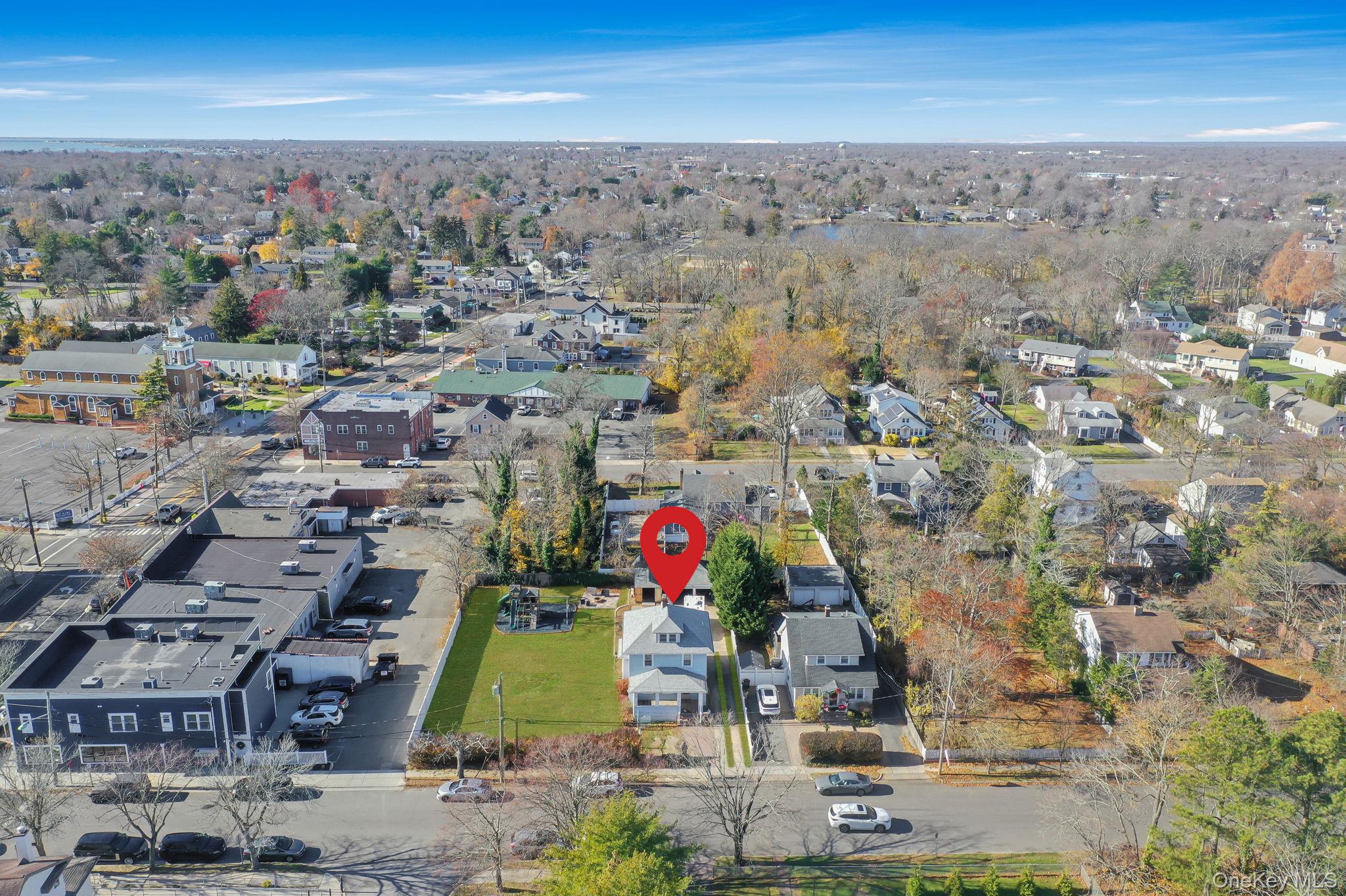 #3 photo, 4 3rd Avenue, מחוז סאפוק East Islip , NY 11730