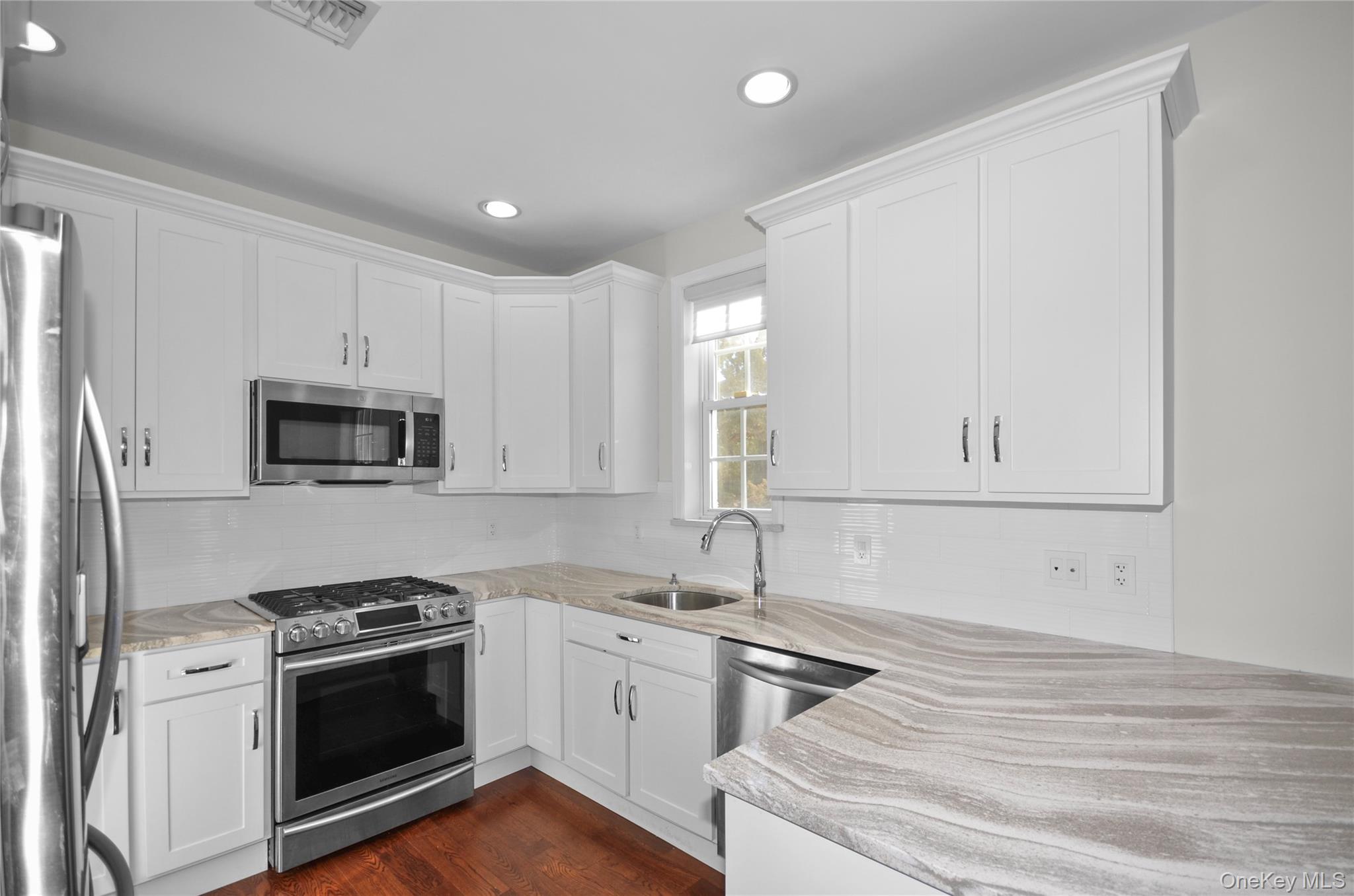 #3 photo, 736 Verona Drive, Melville , NY 11747