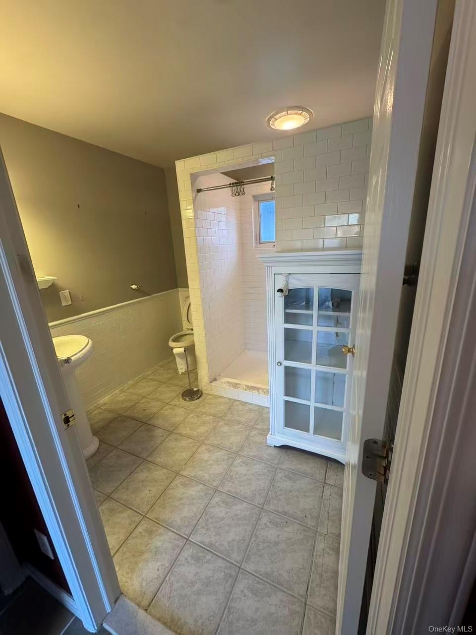 #10 photo, 6 Serpentine Lane, מחוז נסאו Levittown , NY 11756