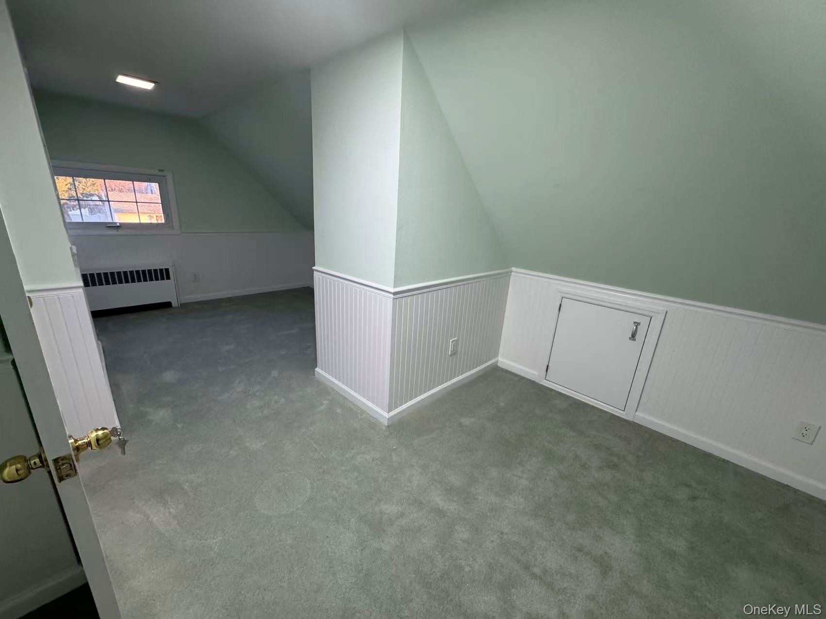 #14 photo, 6 Serpentine Lane, מחוז נסאו Levittown , NY 11756