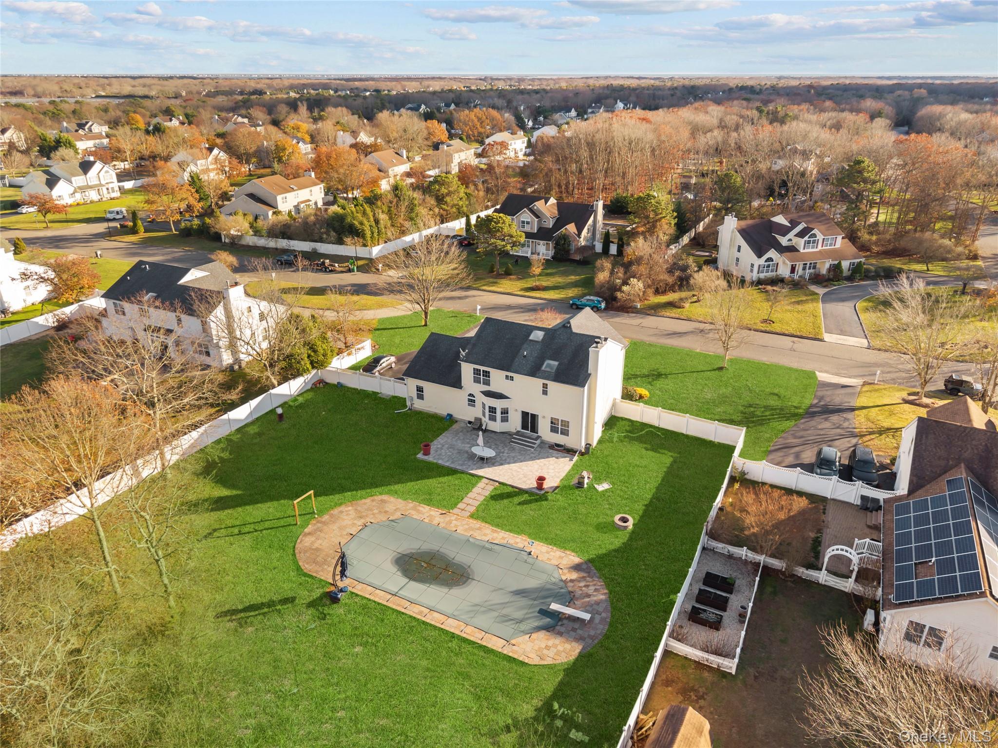 #6 photo, 7 Bittersweet Lane, 东长岛 Center Moriches , NY 11934