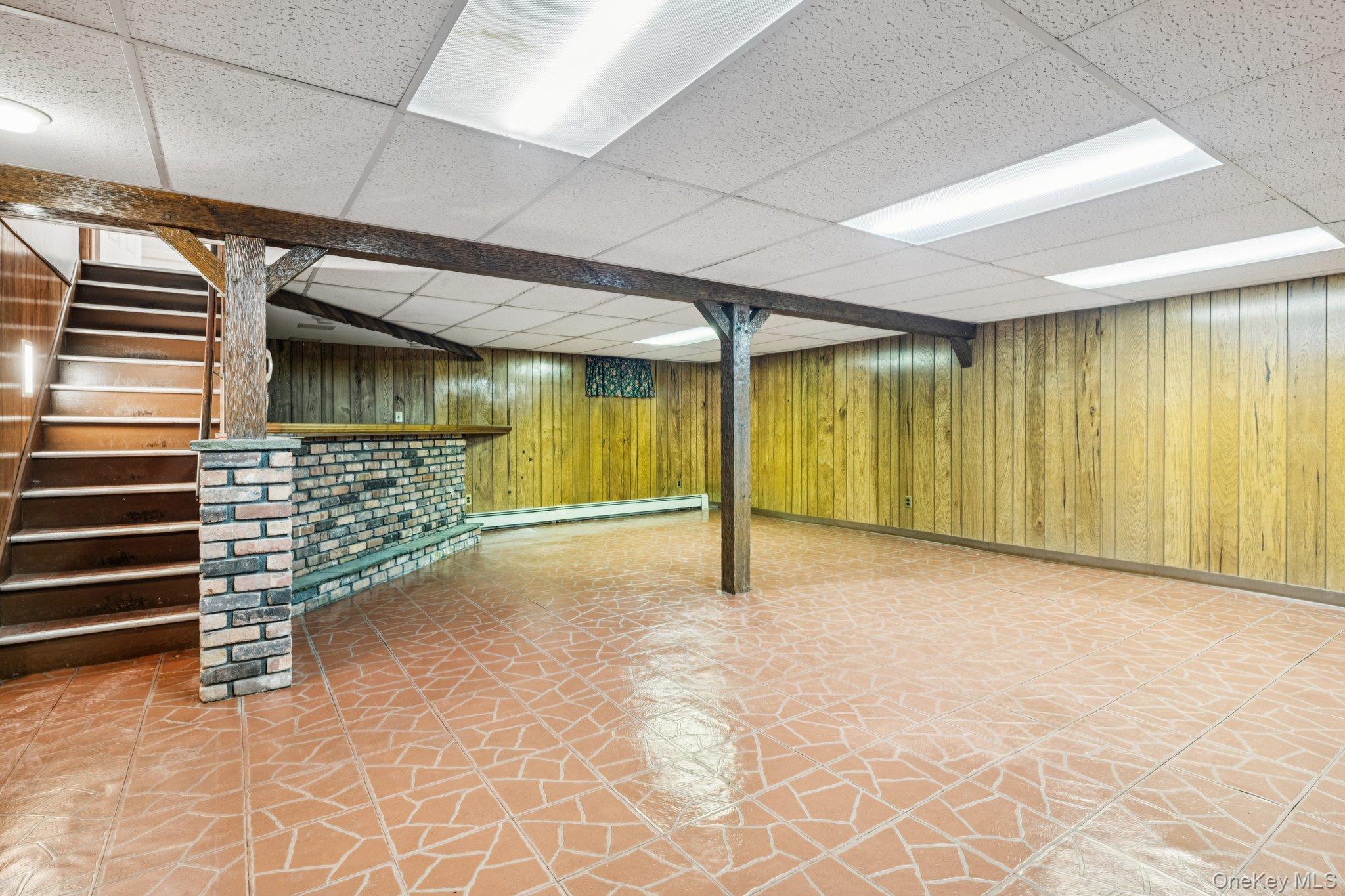 #18 photo, 6 Silver Avenue, מחוז סאפוק Huntington Station , NY 11746