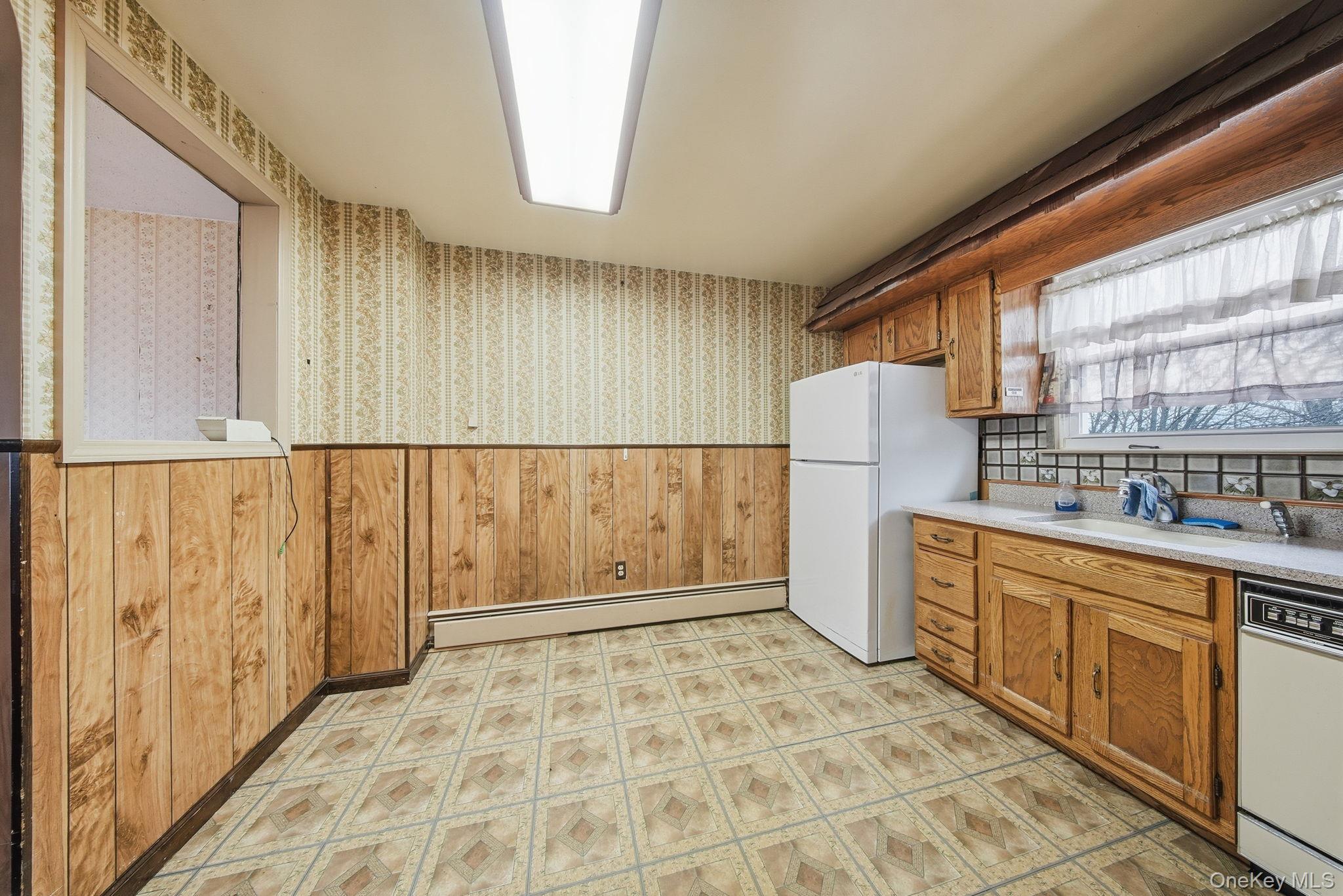 #13 photo, 16 Mountain Avenue, Middletown , NY 10940