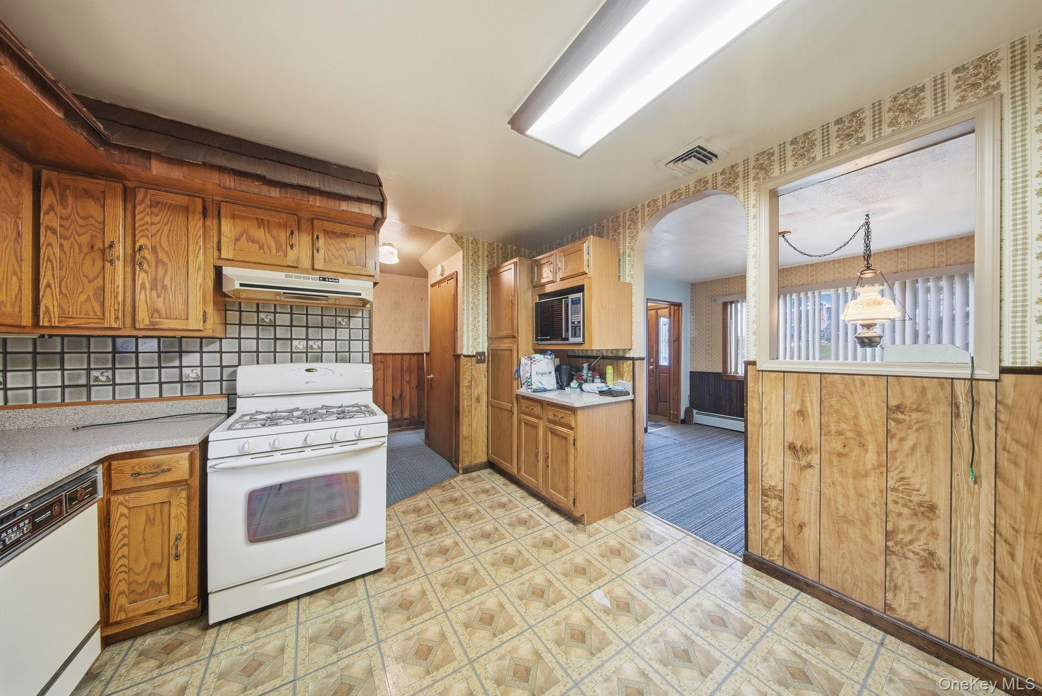 #16 photo, 16 Mountain Avenue, Middletown , NY 10940