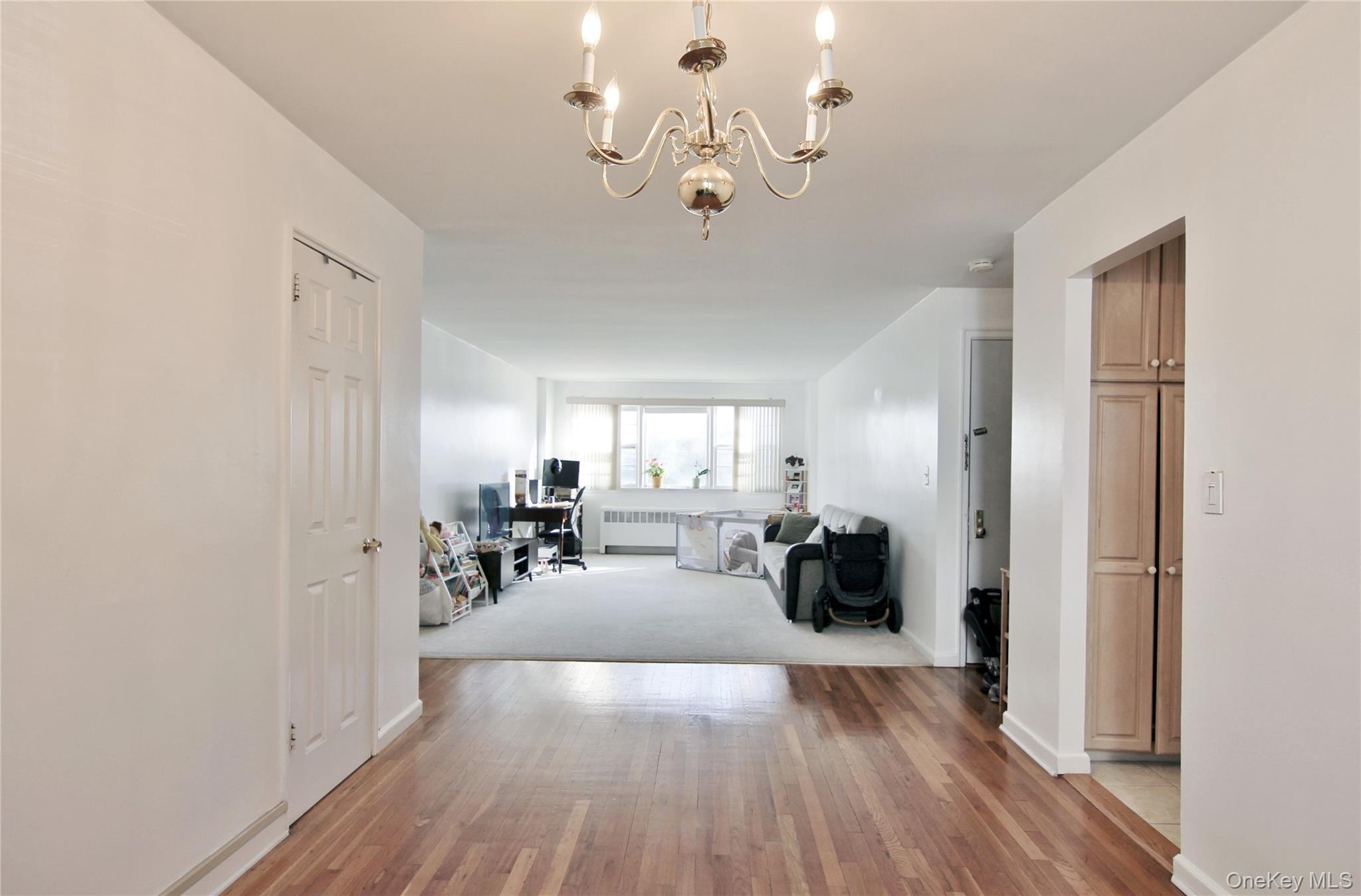 #12 photo, 39 Avon Circle, Rye Brook , NY 10573