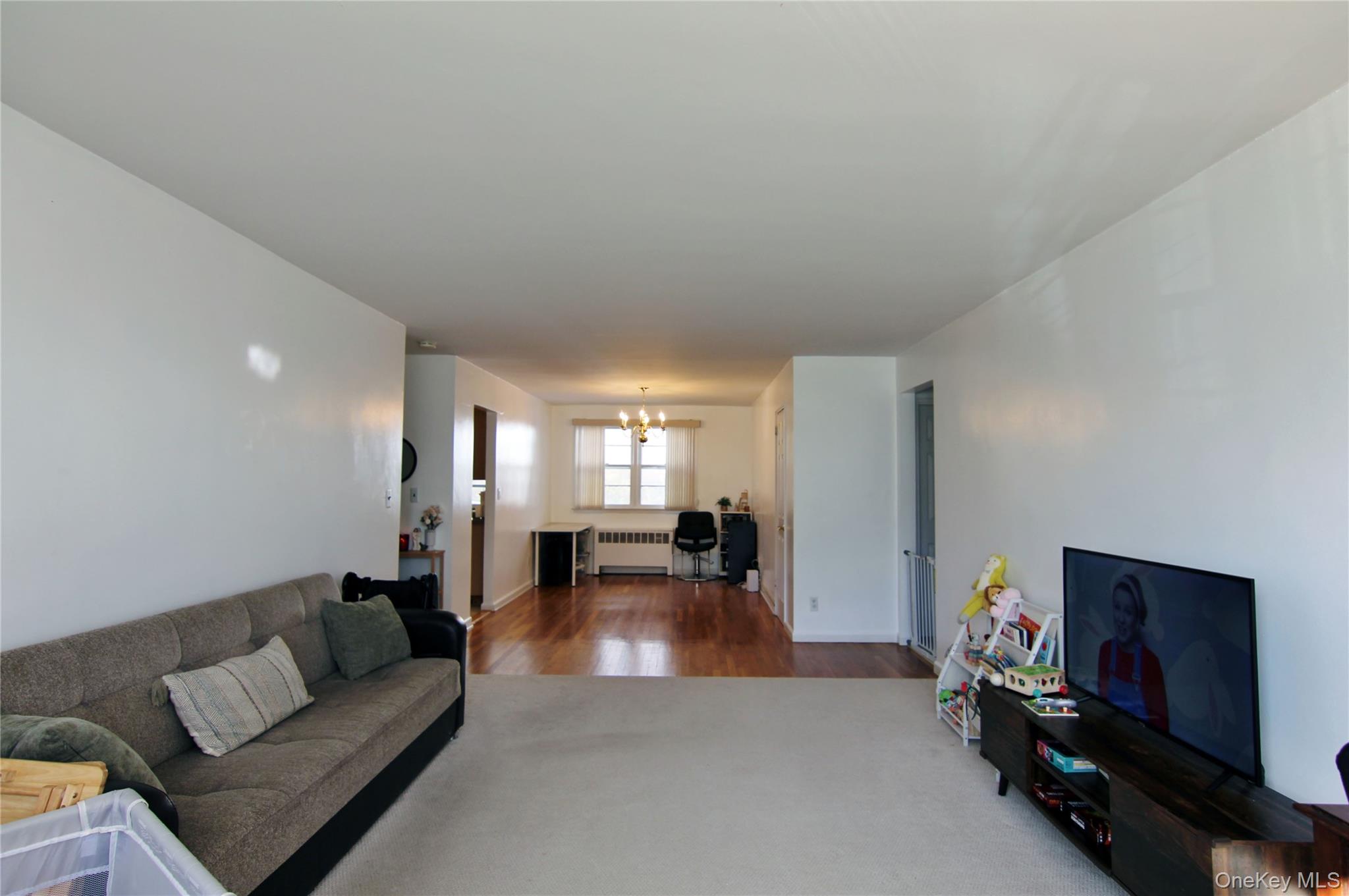 #13 photo, 39 Avon Circle, Rye Brook , NY 10573