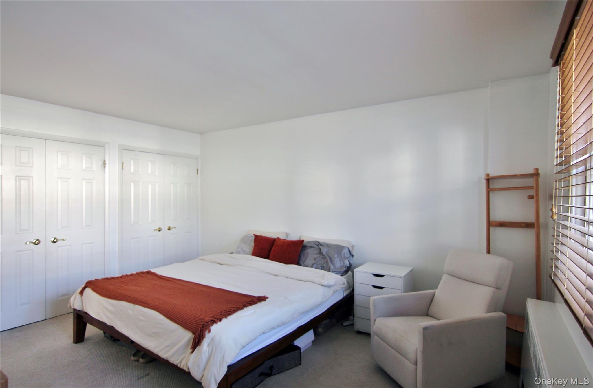 #19 photo, 39 Avon Circle, Rye Brook , NY 10573