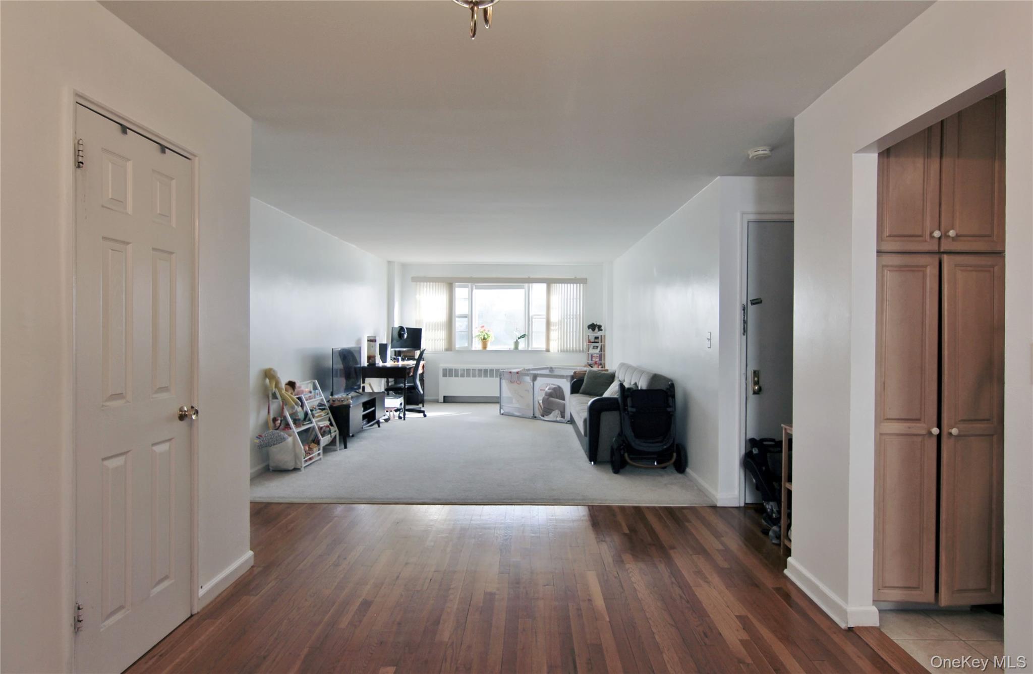 #6 photo, 39 Avon Circle, Rye Brook , NY 10573