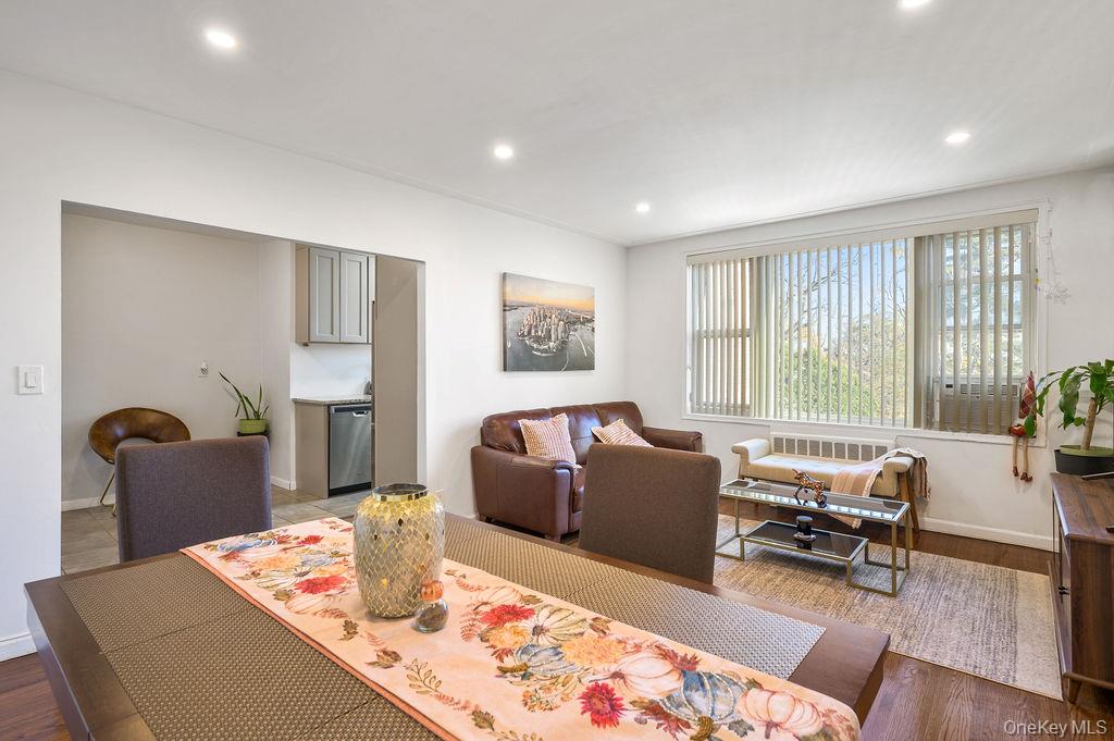 #11 photo, 600 Pelham Road, New Rochelle , NY 10805