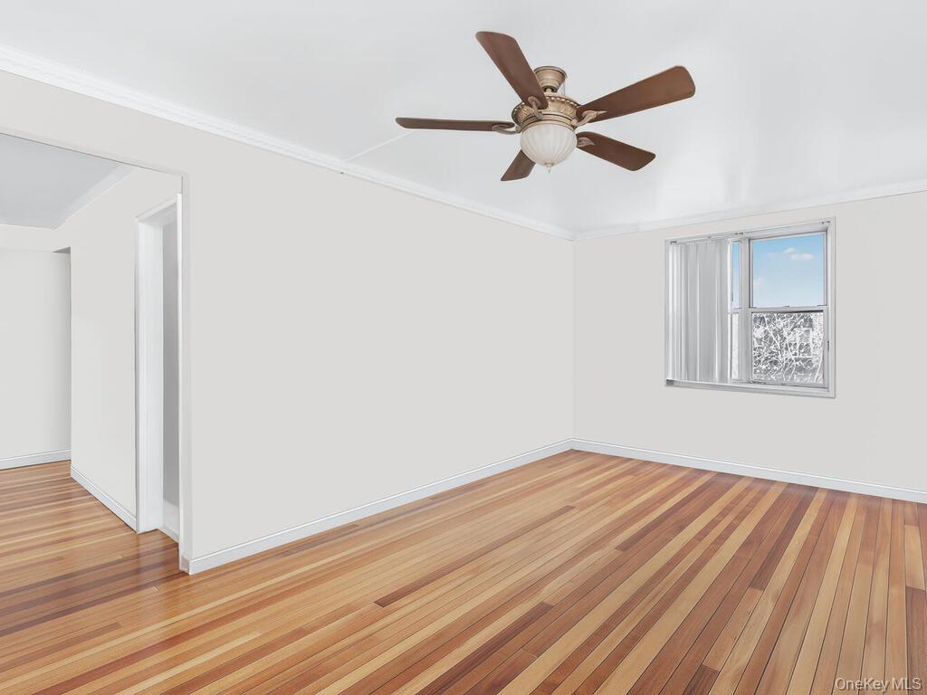 #9 photo, 1475 Thieriot Avenue, 브롱크스 Bronx , NY 10460