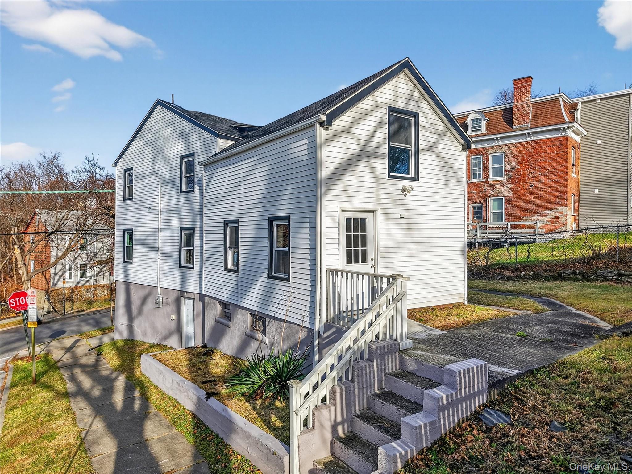 #1 photo, 27 Spruce Street, 뉴욕주 Poughkeepsie , NY 12601