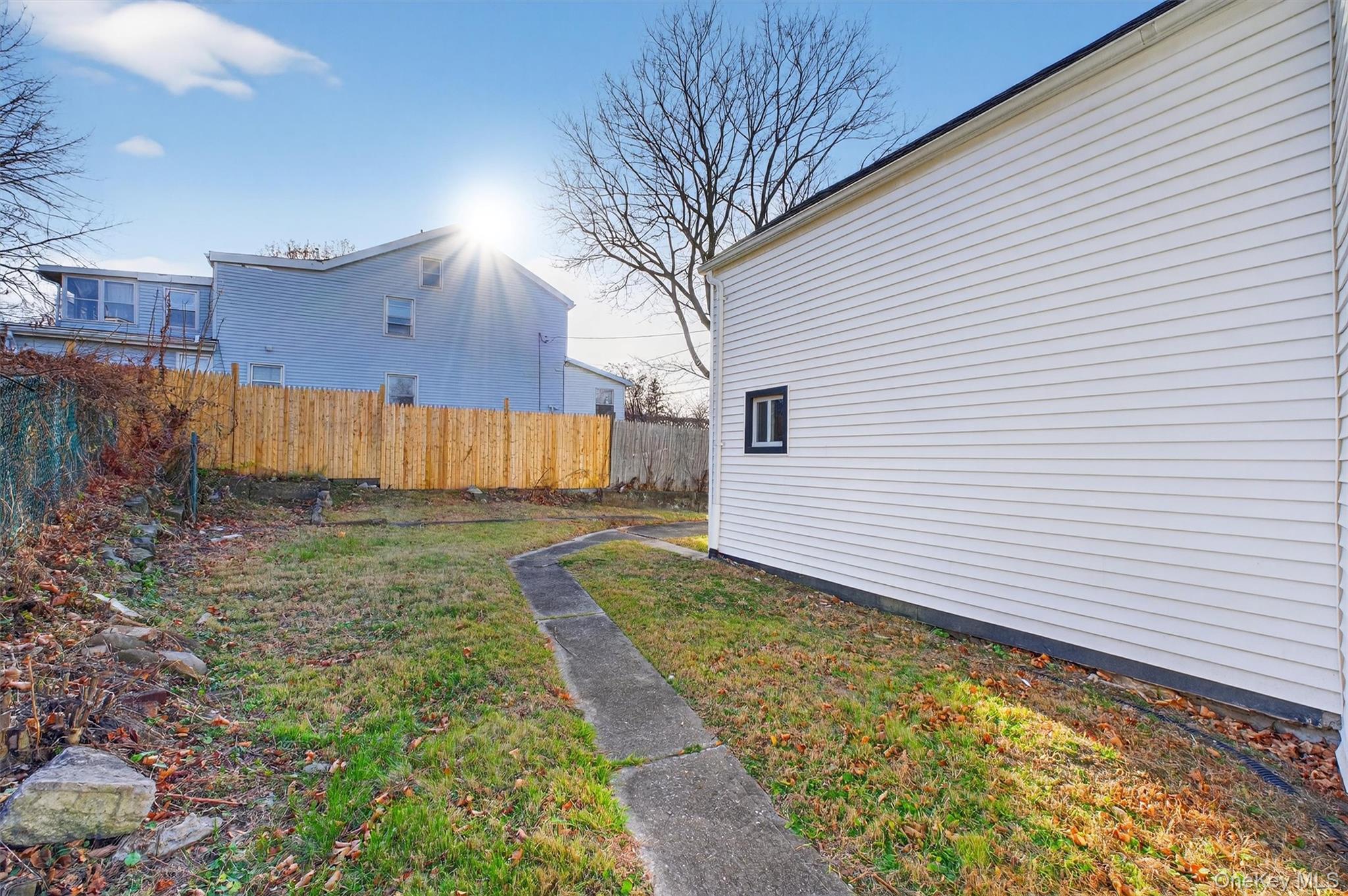 #17 photo, 27 Spruce Street, 뉴욕주 Poughkeepsie , NY 12601