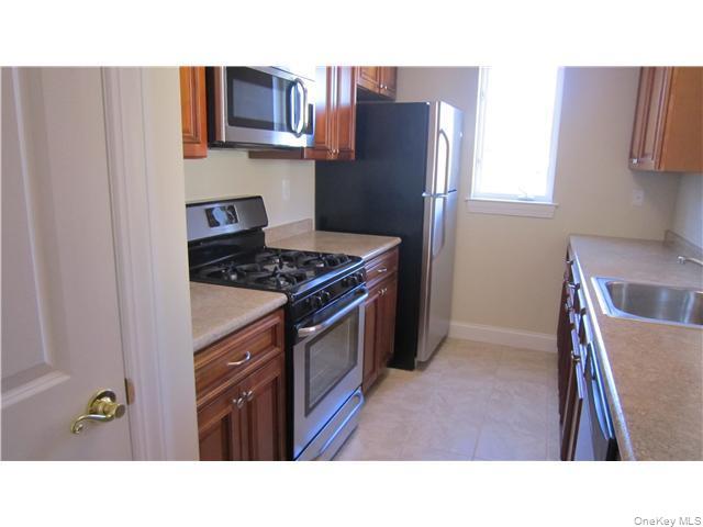 #2 photo, 415 Tondo Circle, Harriman , NY 10926