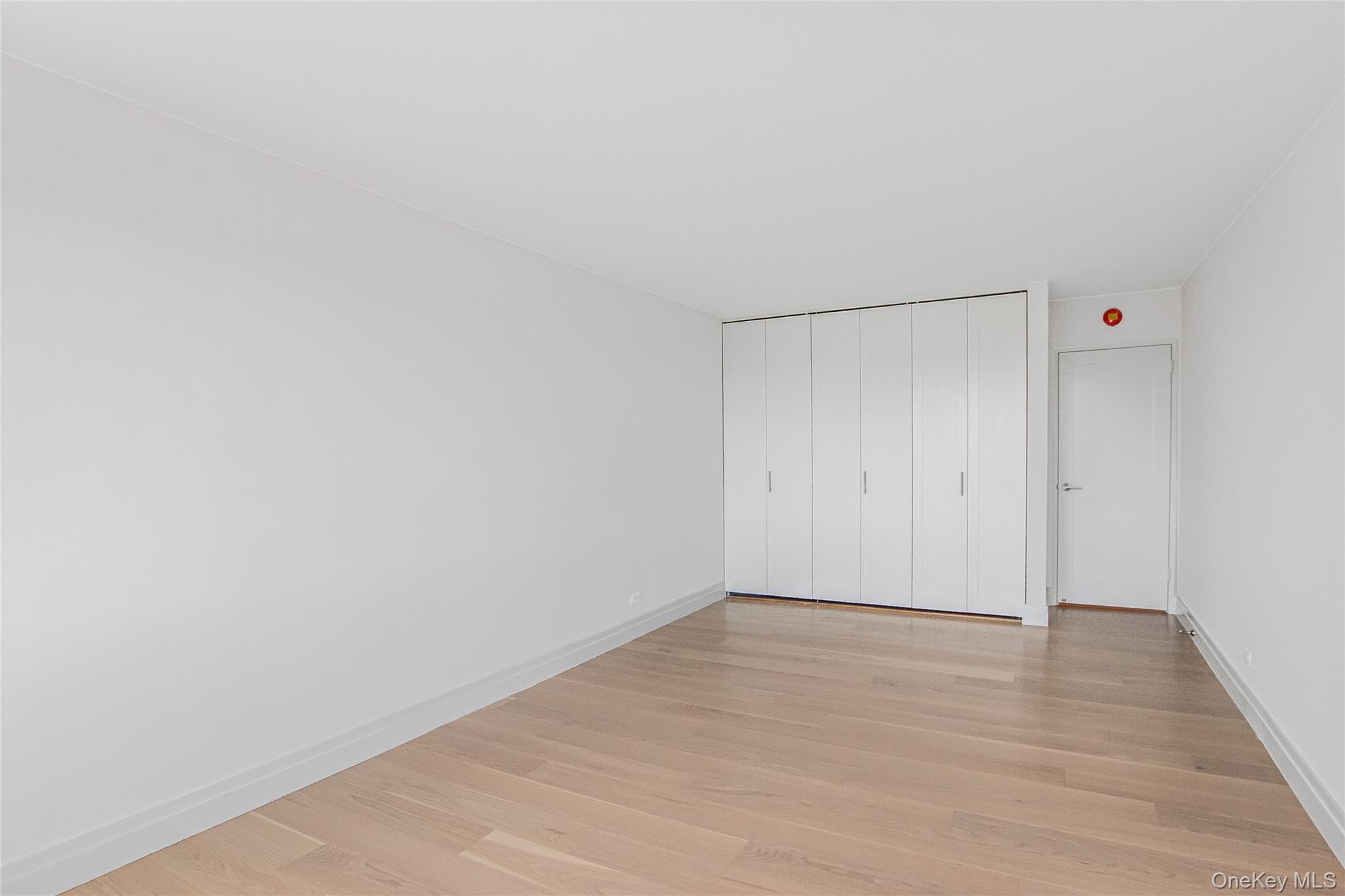 #5 photo, 3671 Hudson Manor Terrace, 브롱크스 Bronx , NY 10463