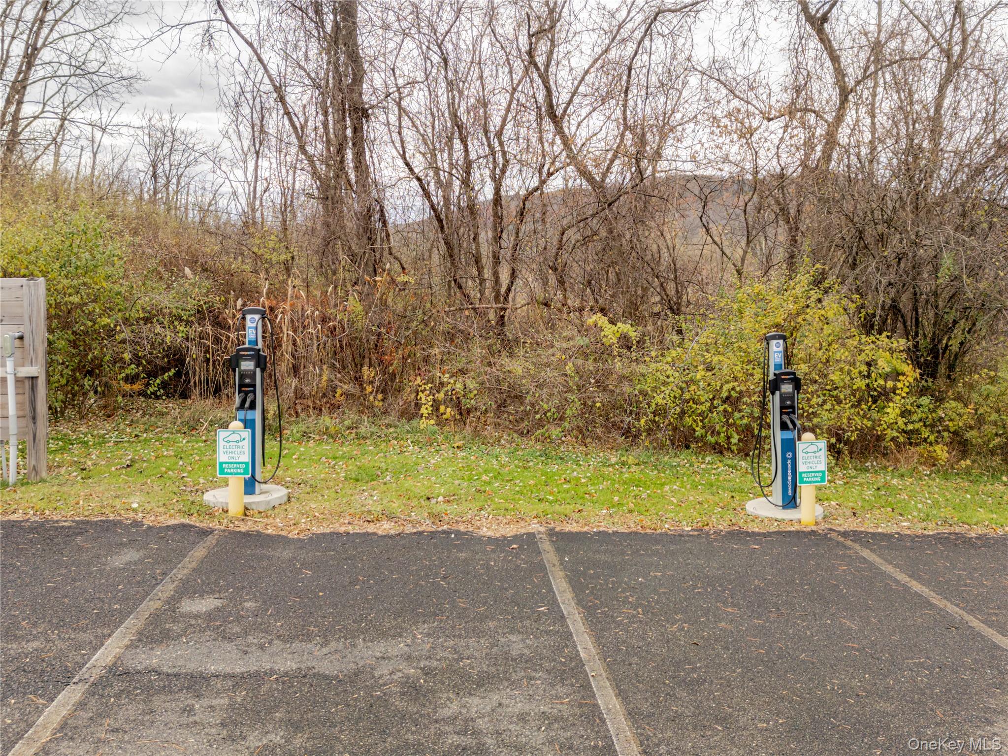 #19 photo, 309 Power Avenue, Hudson , NY 12534