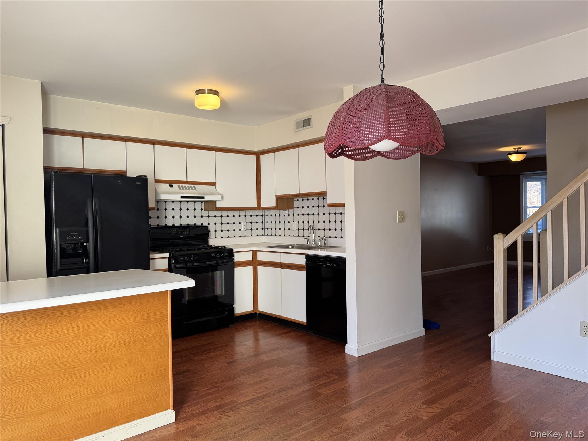 #11 photo, 3 Mews Court, Fishkill , NY 12524