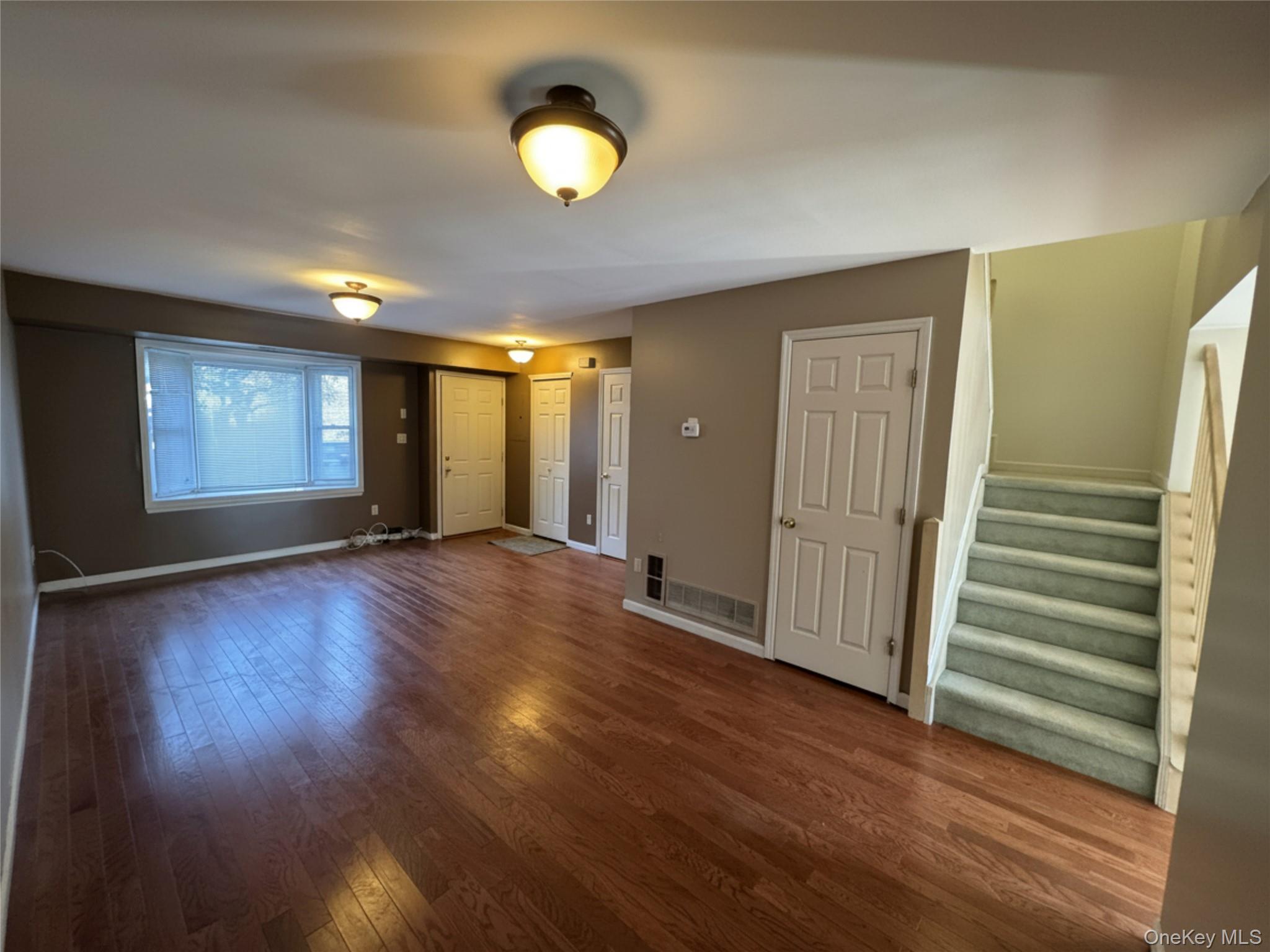 #6 photo, 3 Mews Court, Fishkill , NY 12524