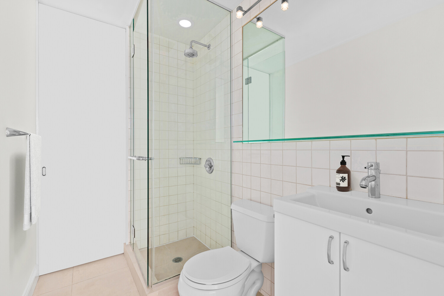 #5 photo, 107 MANHATTAN Avenue, Manhattan Valley , NY 10025