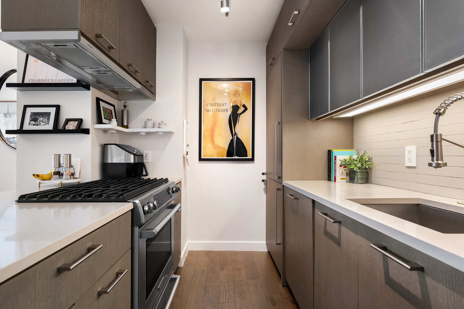 #5 photo, 225 RECTOR Place, Battery Park City , NY 10280